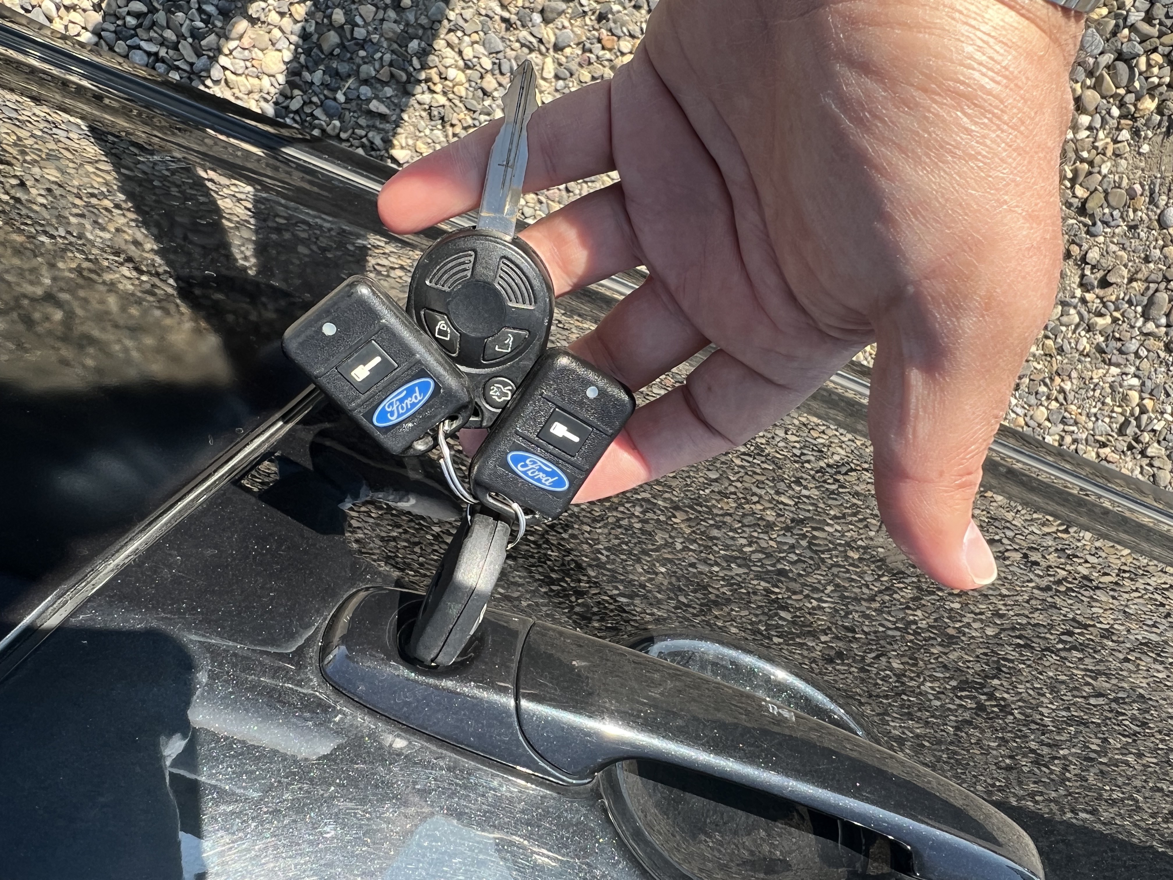 /cambridgemotors/2010-Ford-Fusion-2665875973485816.jpg