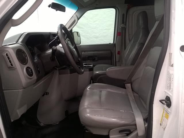 /cambridgemotors/2011-Ford-EconolineCargo-5318361347668319.jpg
