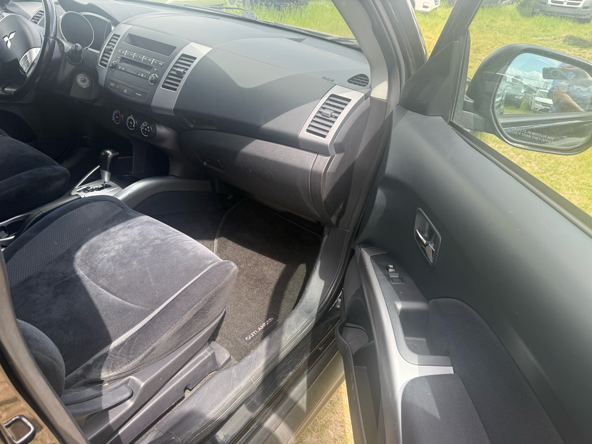 /cambridgemotors/2012-Mitsubishi-Outlander-12824616283434565.jpg