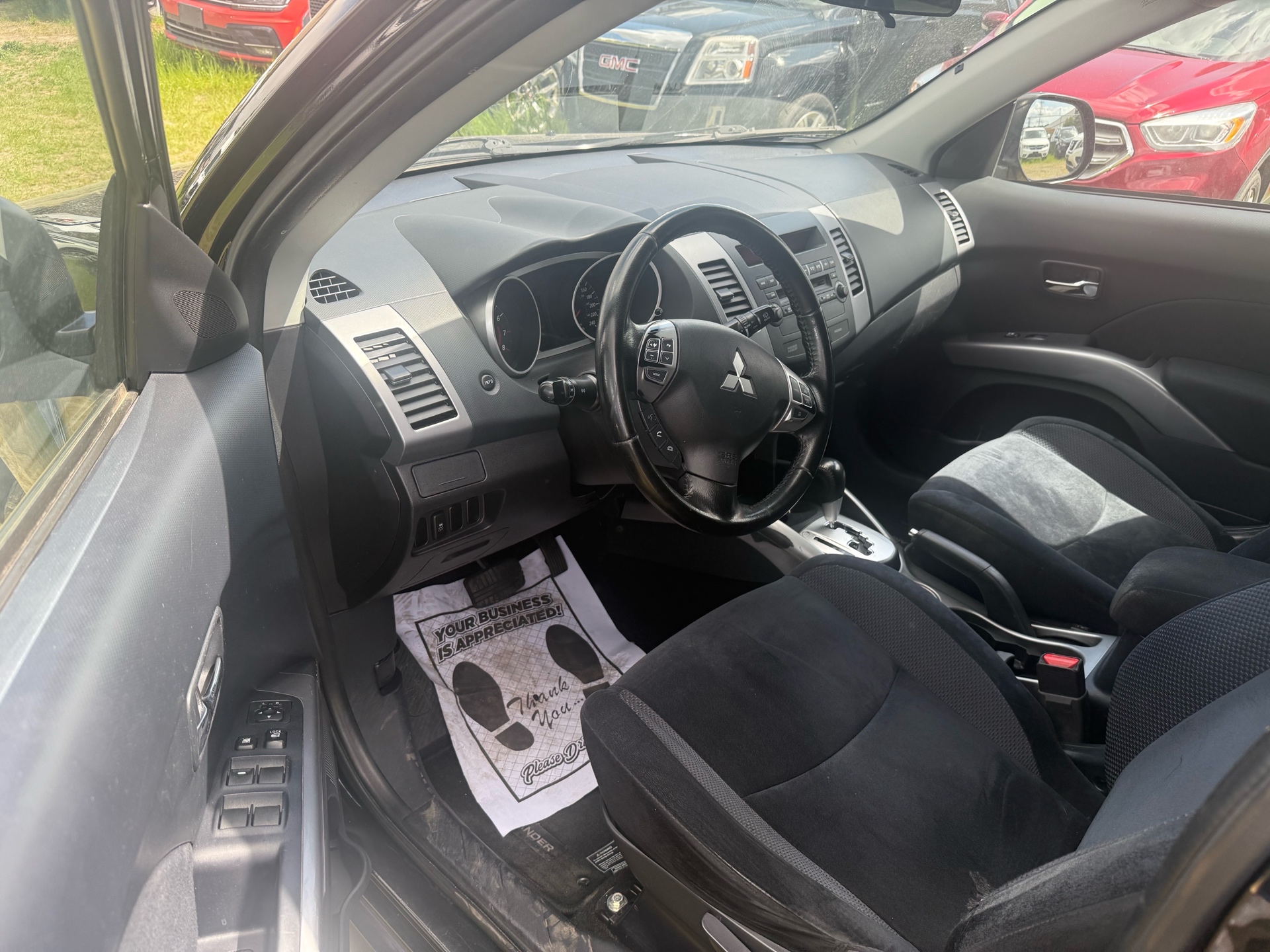 /cambridgemotors/2012-Mitsubishi-Outlander-1984347882668107.jpg