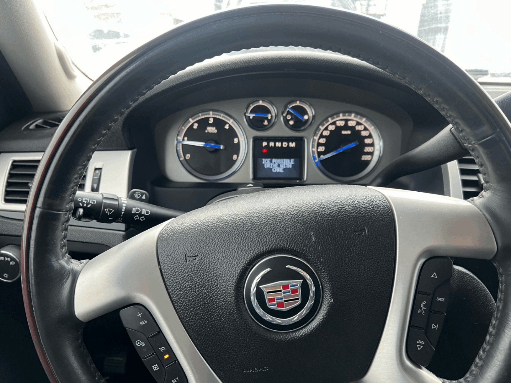 /cambridgemotors/2014-Cadillac-Escalade-129418496277248.jpg