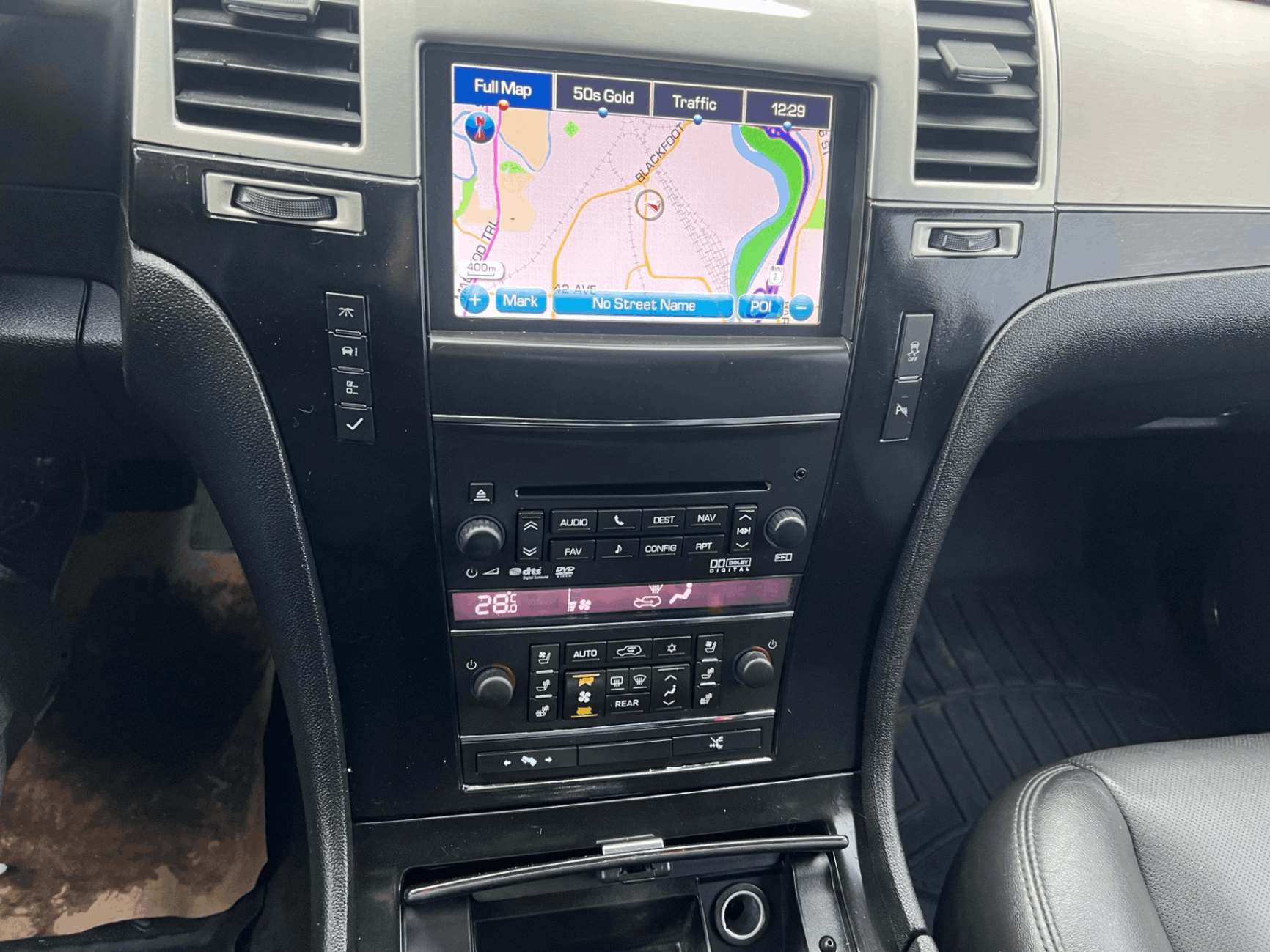 /cambridgemotors/2014-Cadillac-Escalade-872609204381747.jpg