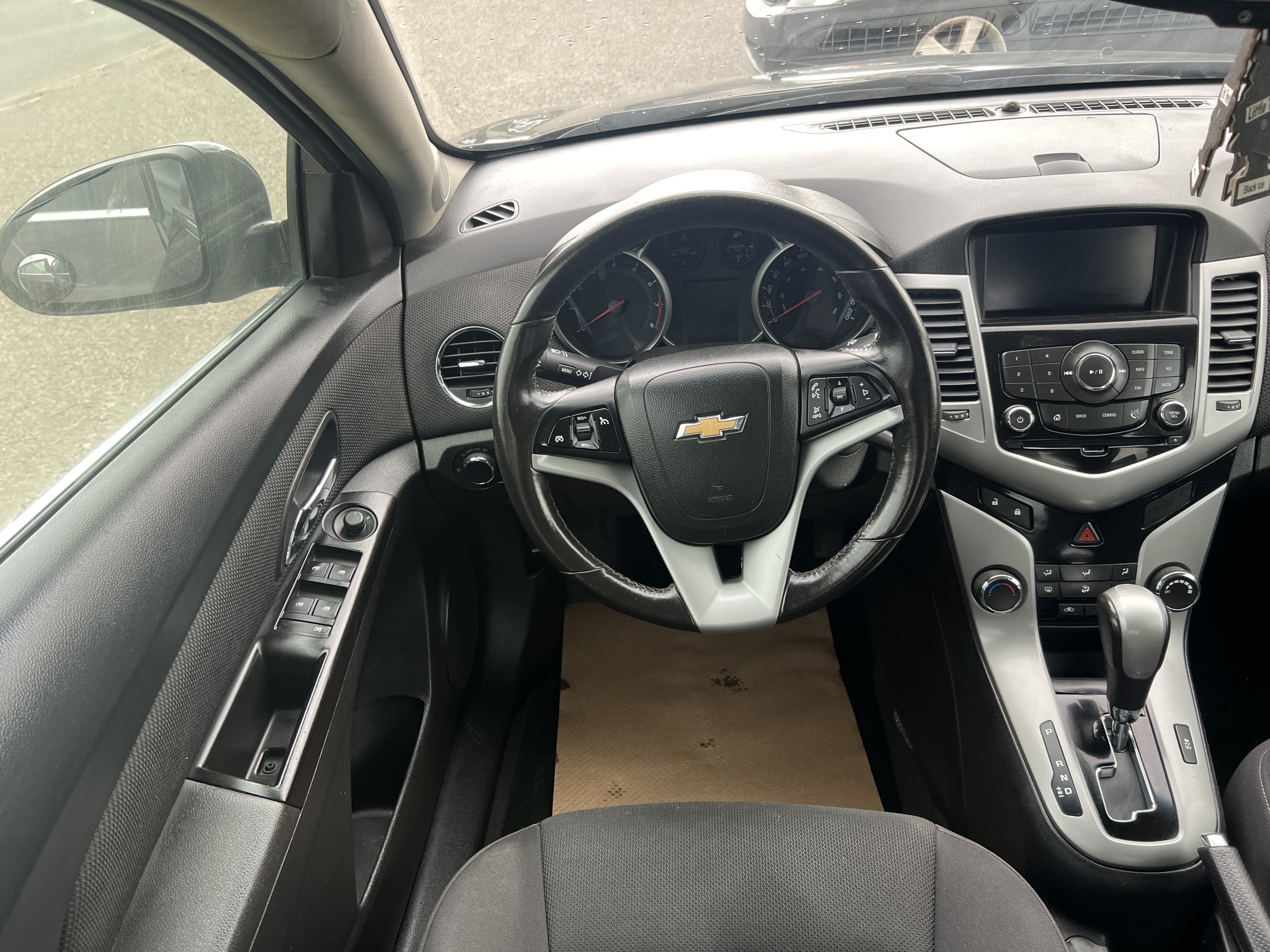 /cambridgemotors/2014-Chevrolet-Cruze-34116074482589354.jpg