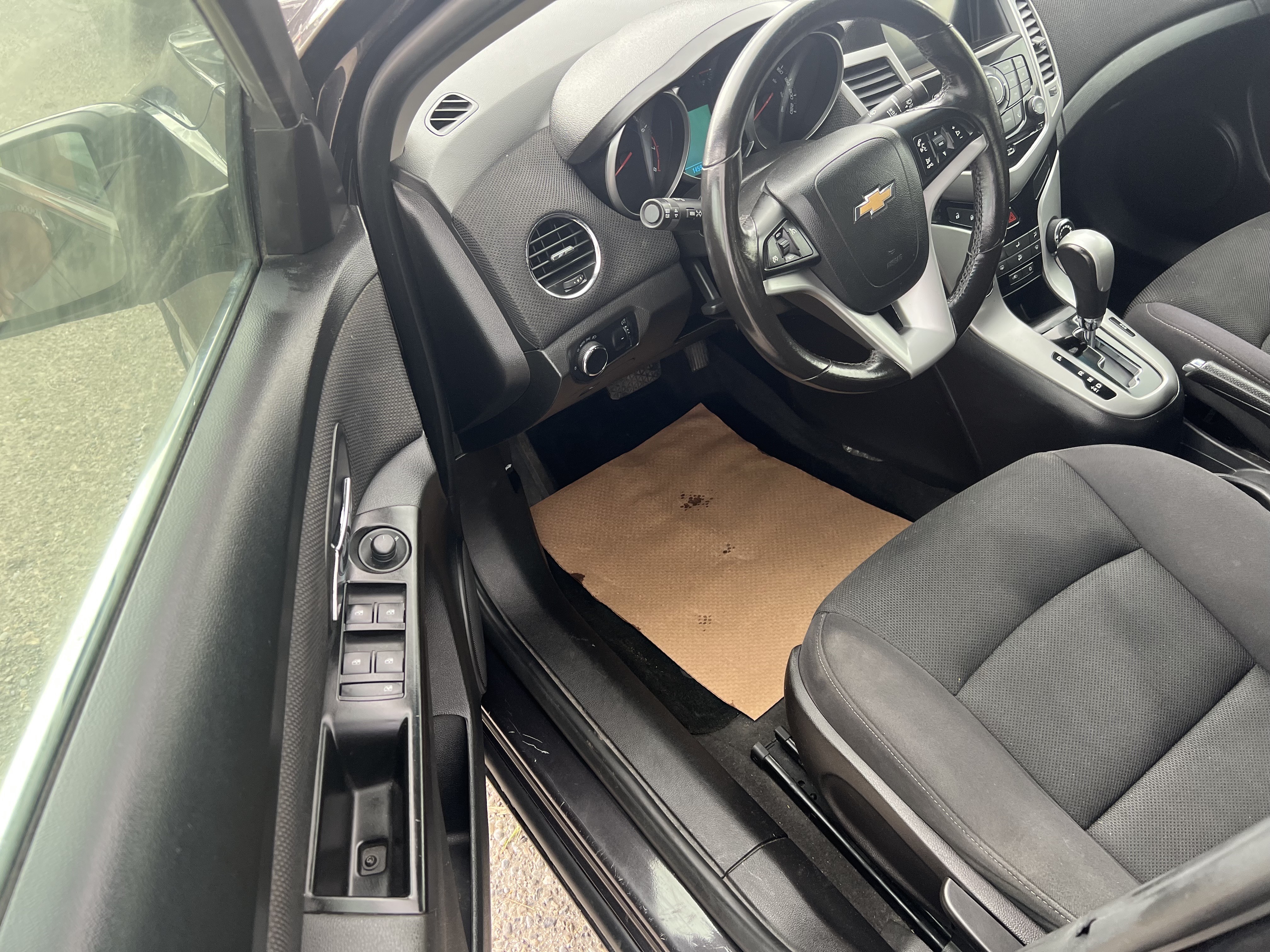 /cambridgemotors/2014-Chevrolet-Cruze-44439283655489326.jpg