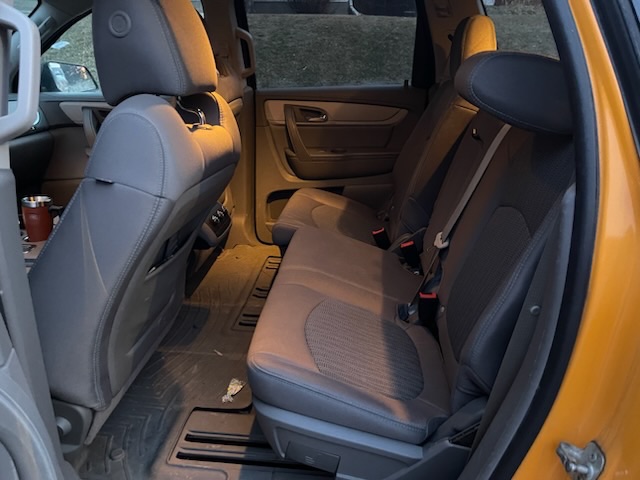 /cambridgemotors/2015-Chevrolet-Traverse-49448124930839565.jpg