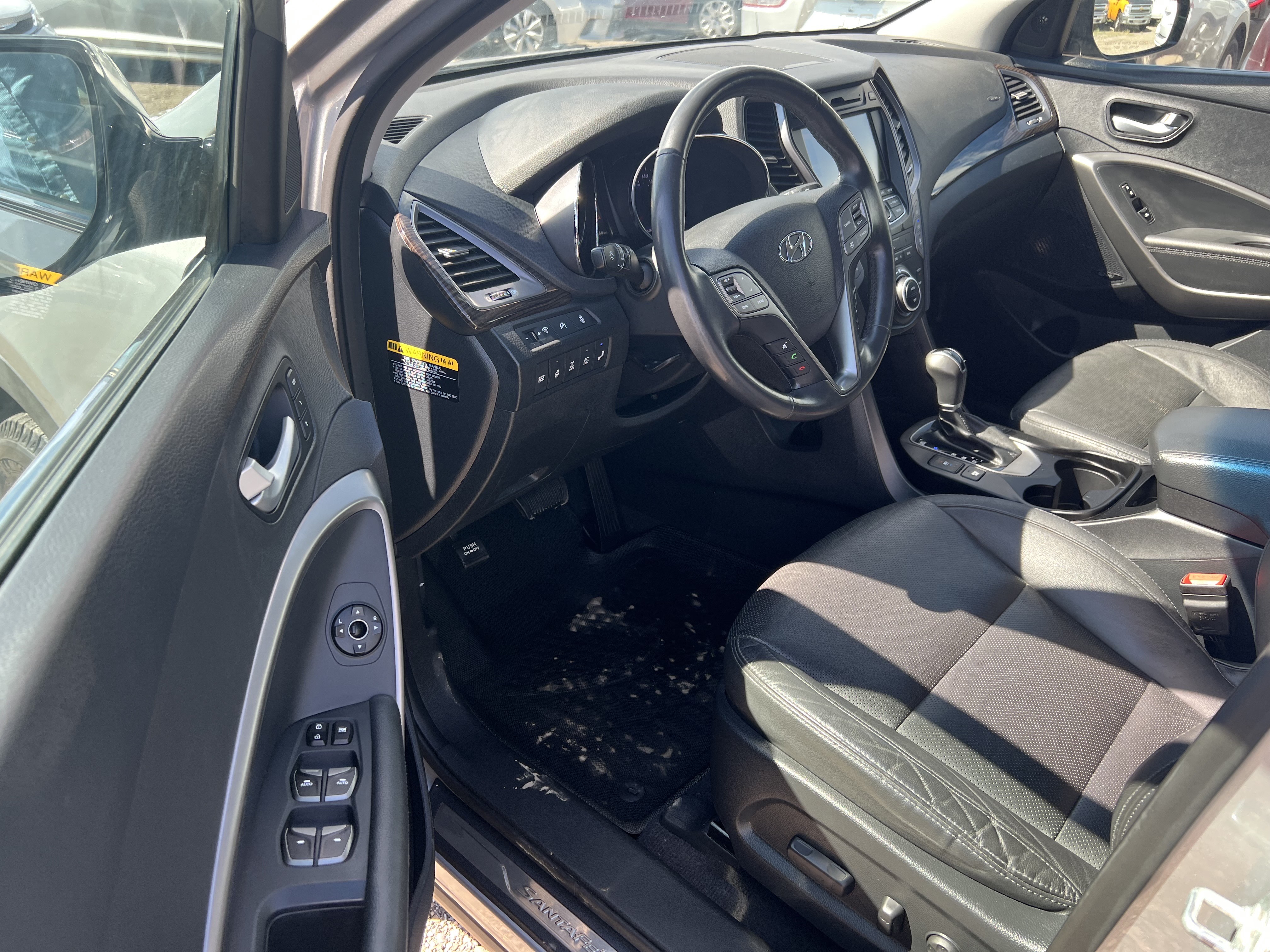 /cambridgemotors/2015-Hyundai-SantaFe-43404371731407143.jpg