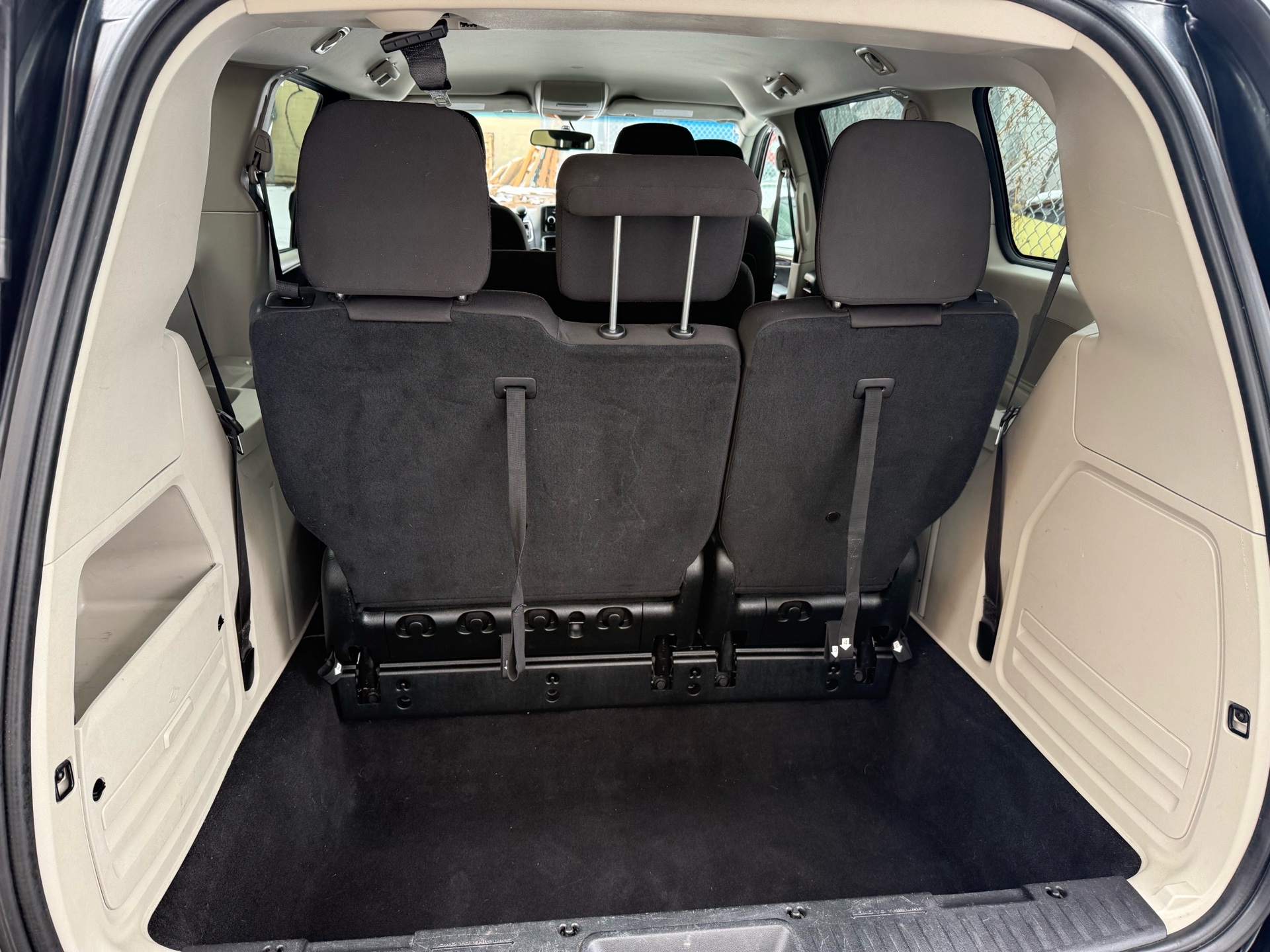 /cambridgemotors/2017-Dodge-GrandCaravan-4810238440733279.jpg