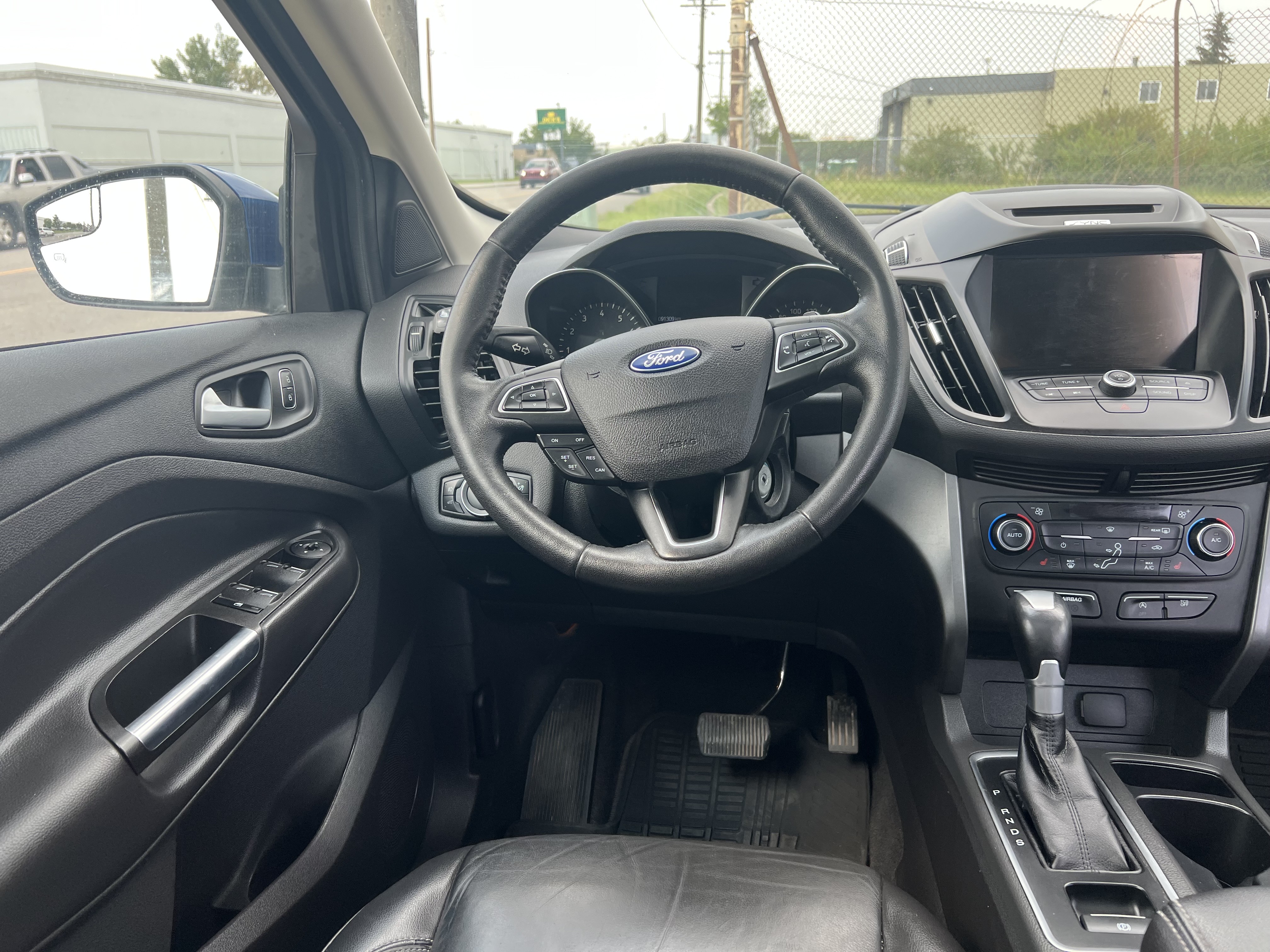 /cambridgemotors/2017-Ford-Escape-5281070627135411.jpg