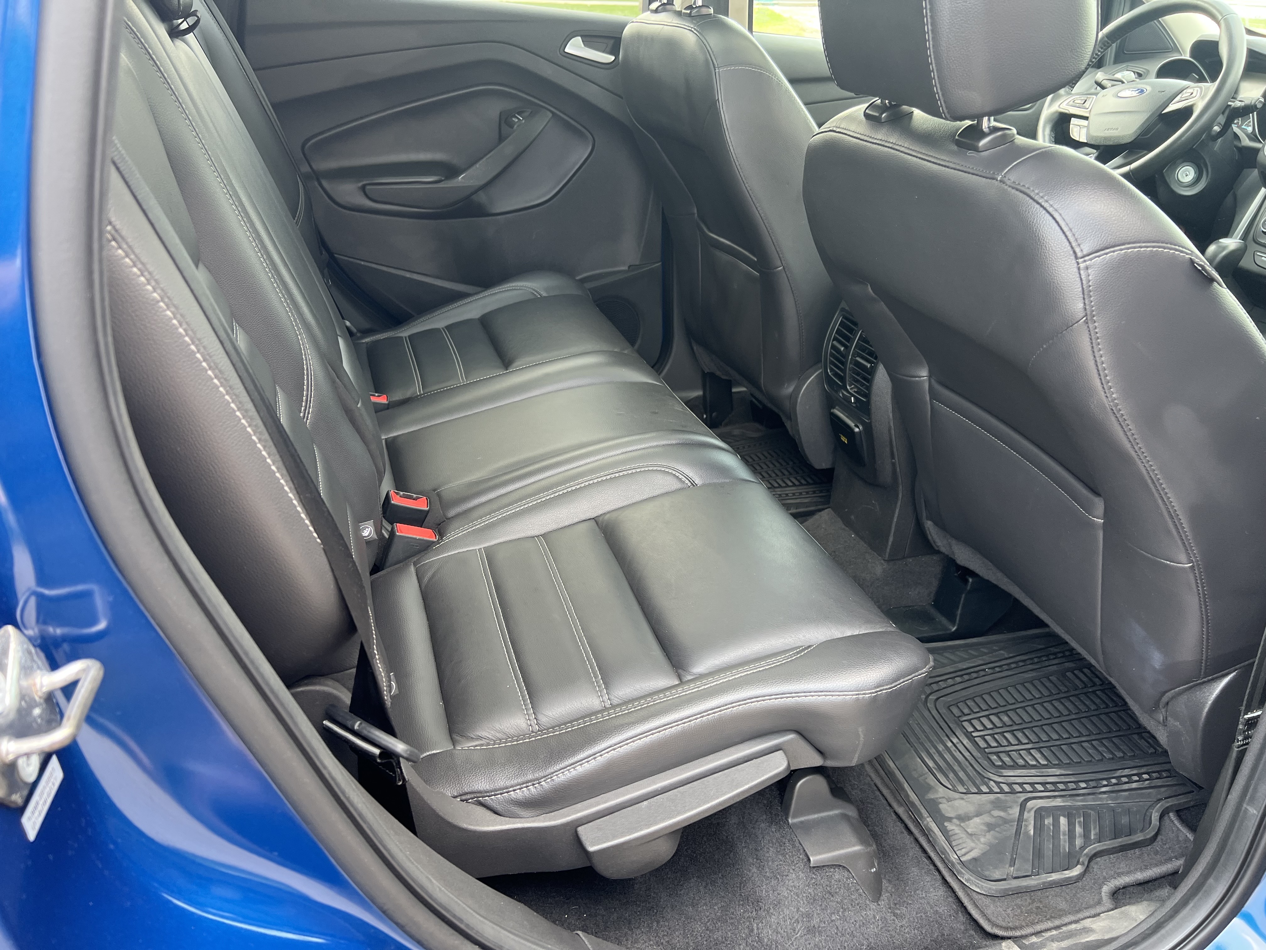 /cambridgemotors/2017-Ford-Escape-683520354821411.jpg