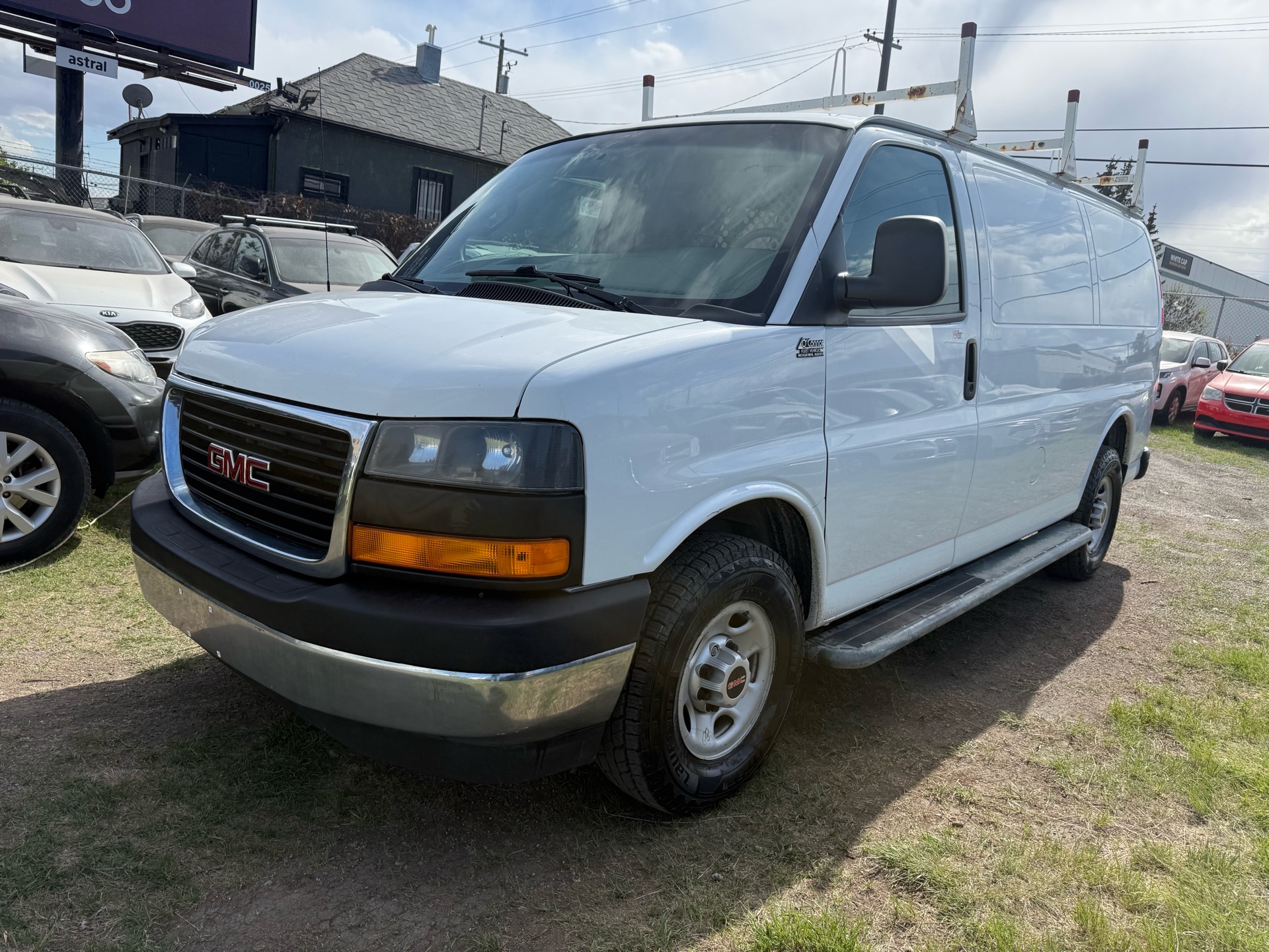 /cambridgemotors/2017-GMC-Savana-42087065741490237.jpg