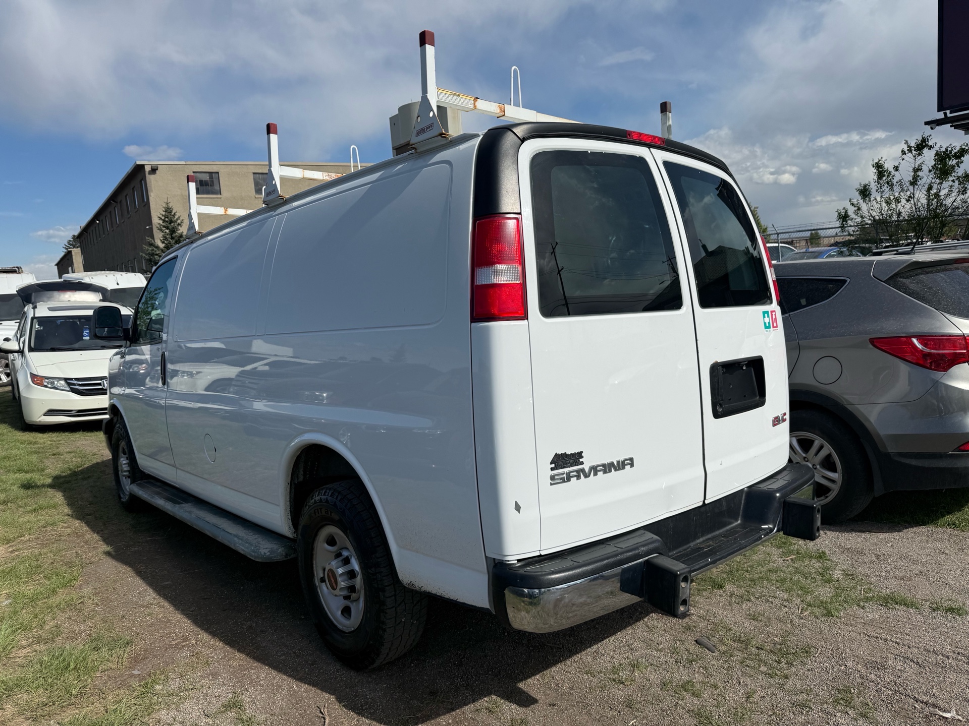 /cambridgemotors/2017-GMC-Savana-5030820201616482.jpg
