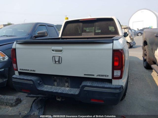 /cambridgemotors/2017-Honda-Ridgeline-24495518156100493.jpg