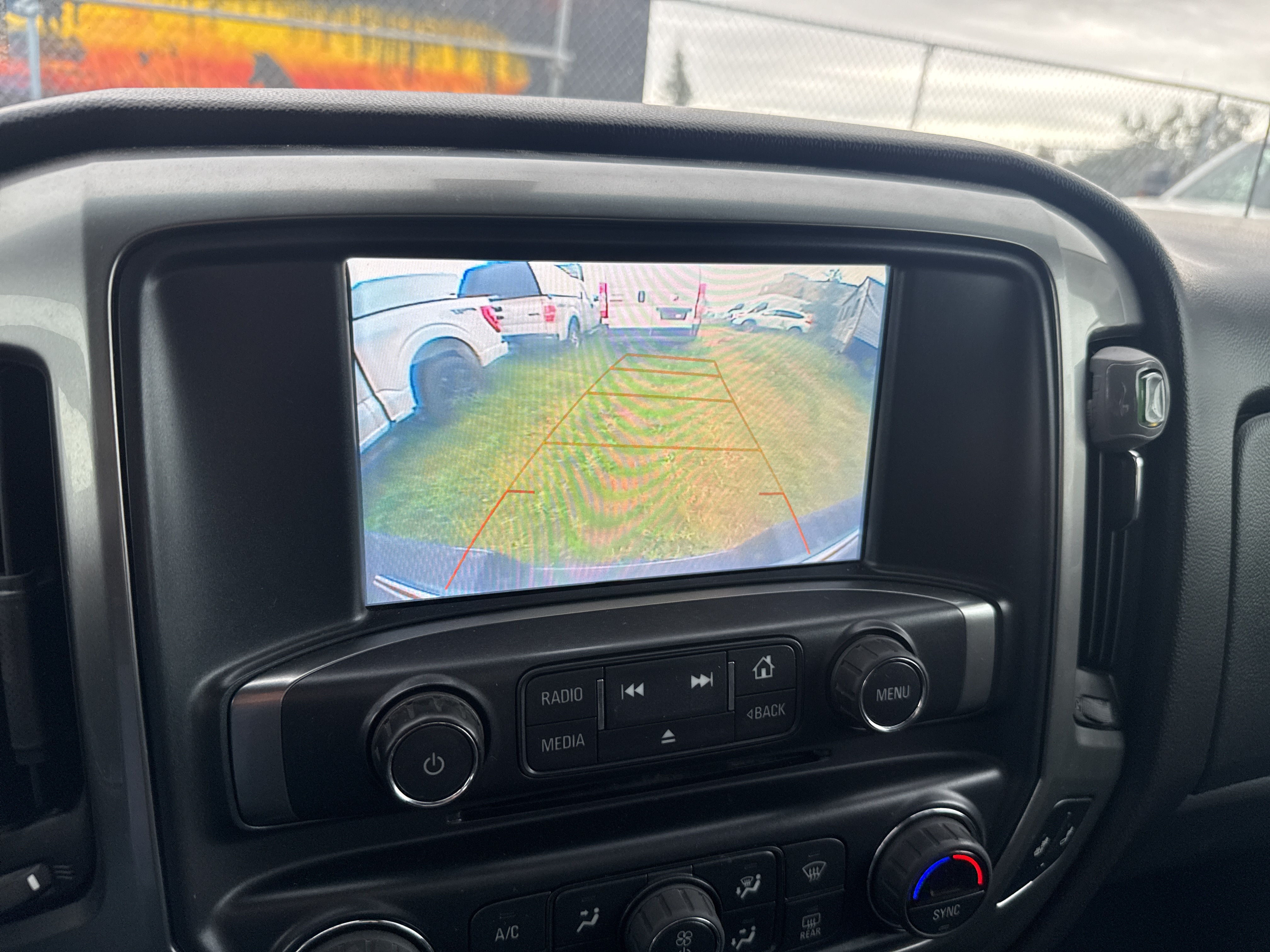 /cambridgemotors/2018-Chevrolet-Silverado1500-050095621668908796.jpg