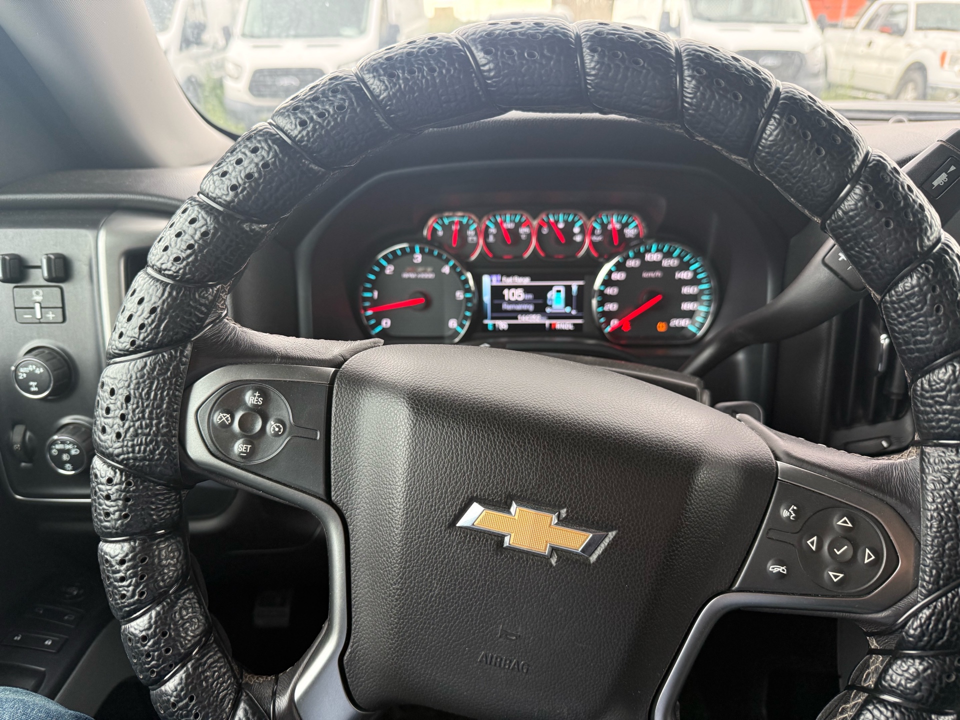 /cambridgemotors/2018-Chevrolet-Silverado1500-28327466538407164.jpg