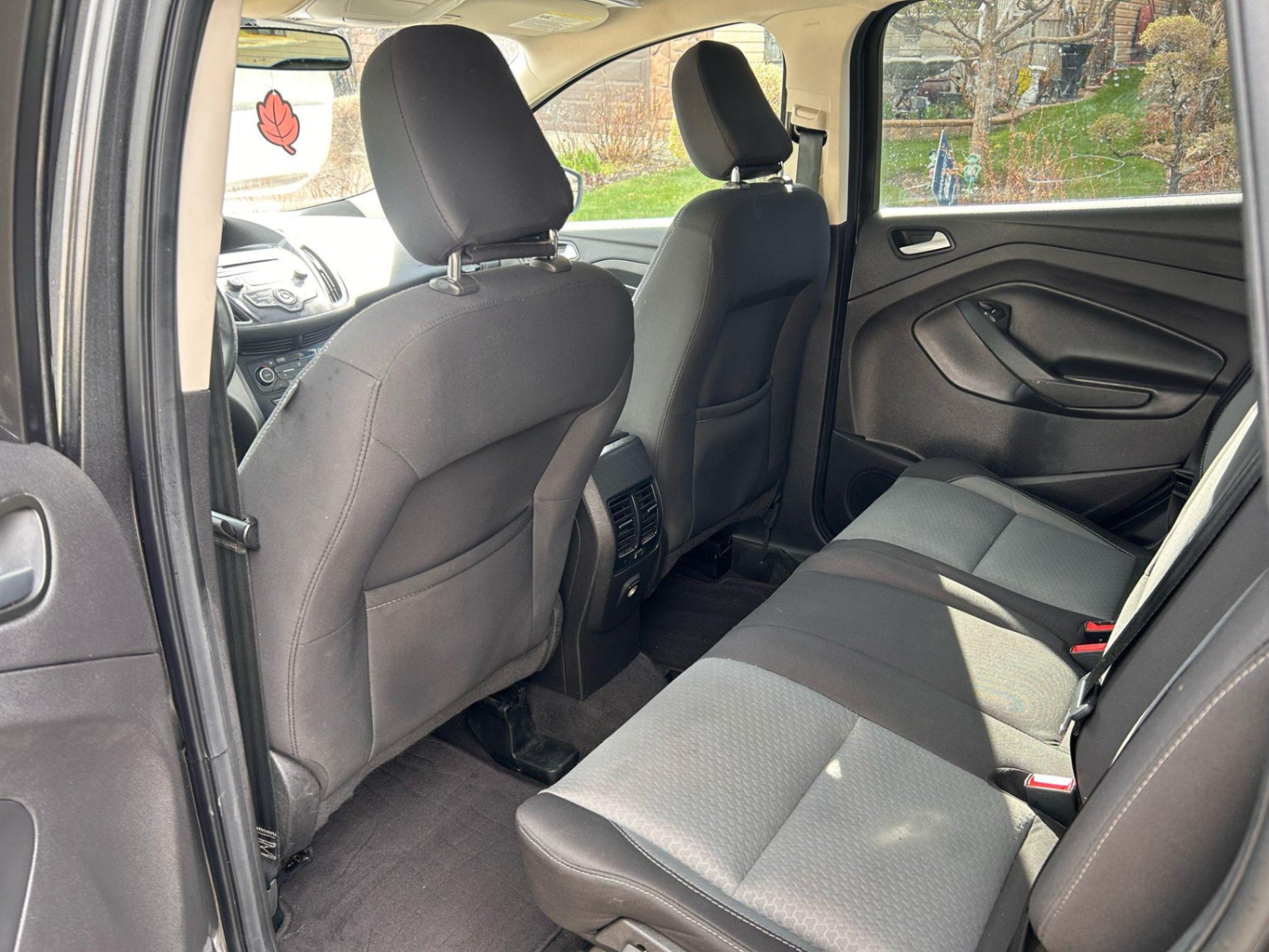 /cambridgemotors/2018-Ford-Escape-46075983544942156.jpg