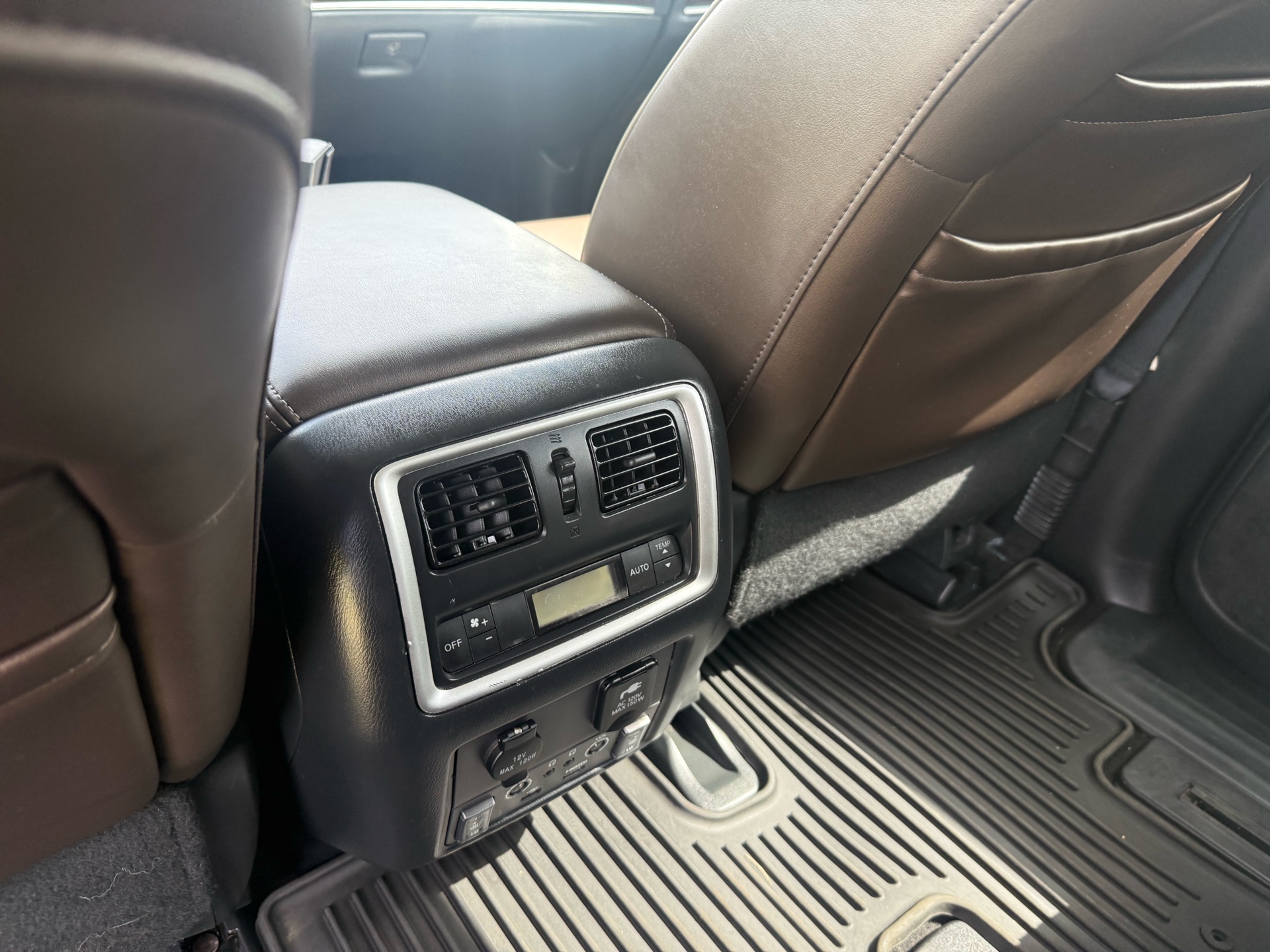 /cambridgemotors/2018-INFINITI-QX60-18121103897716417.jpg