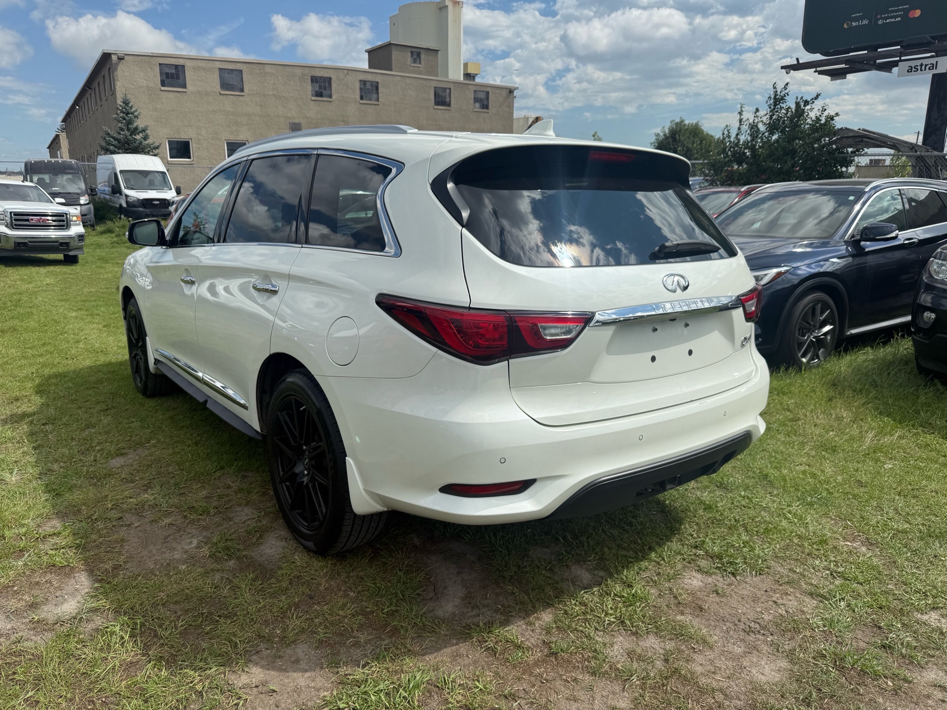 /cambridgemotors/2018-INFINITI-QX60-24159710761754738.jpg