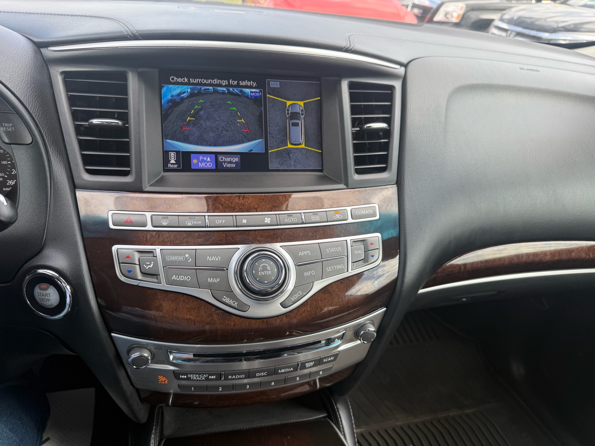 /cambridgemotors/2018-INFINITI-QX60-663352133668947.jpg