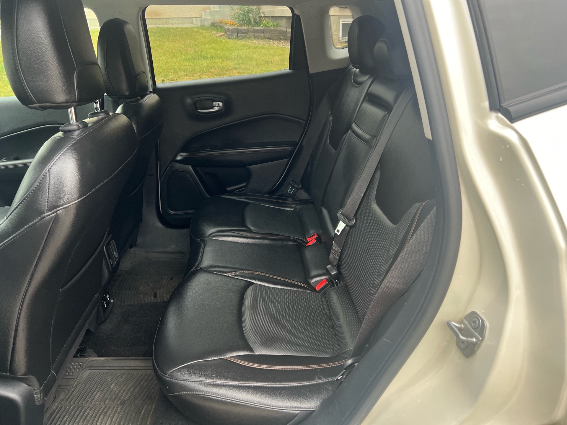 /cambridgemotors/2018-Jeep-Compass-16817328921185037.jpg