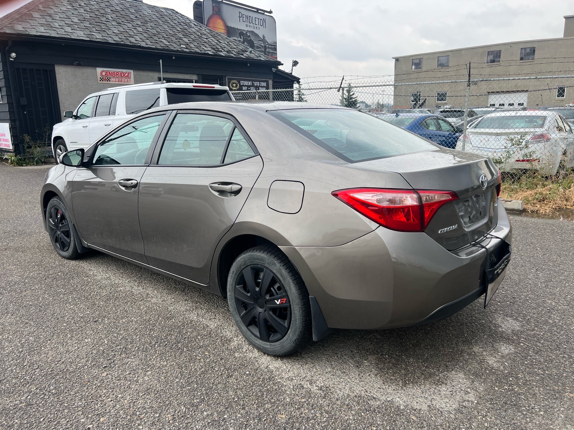 /cambridgemotors/2018-Toyota-Corolla-43180580469993934.jpg