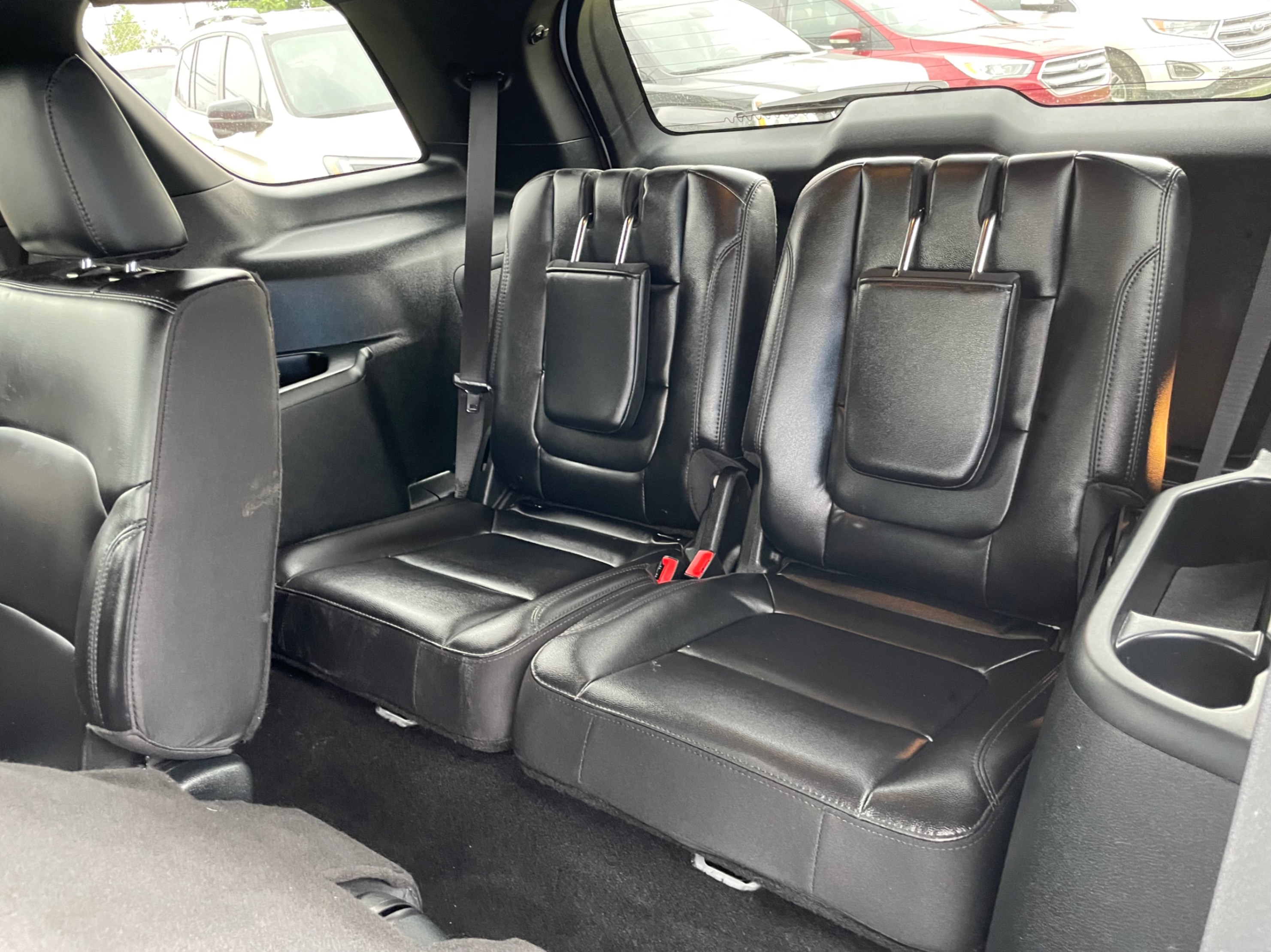/cambridgemotors/2019-Ford-Explorer-7043624944546034.jpg