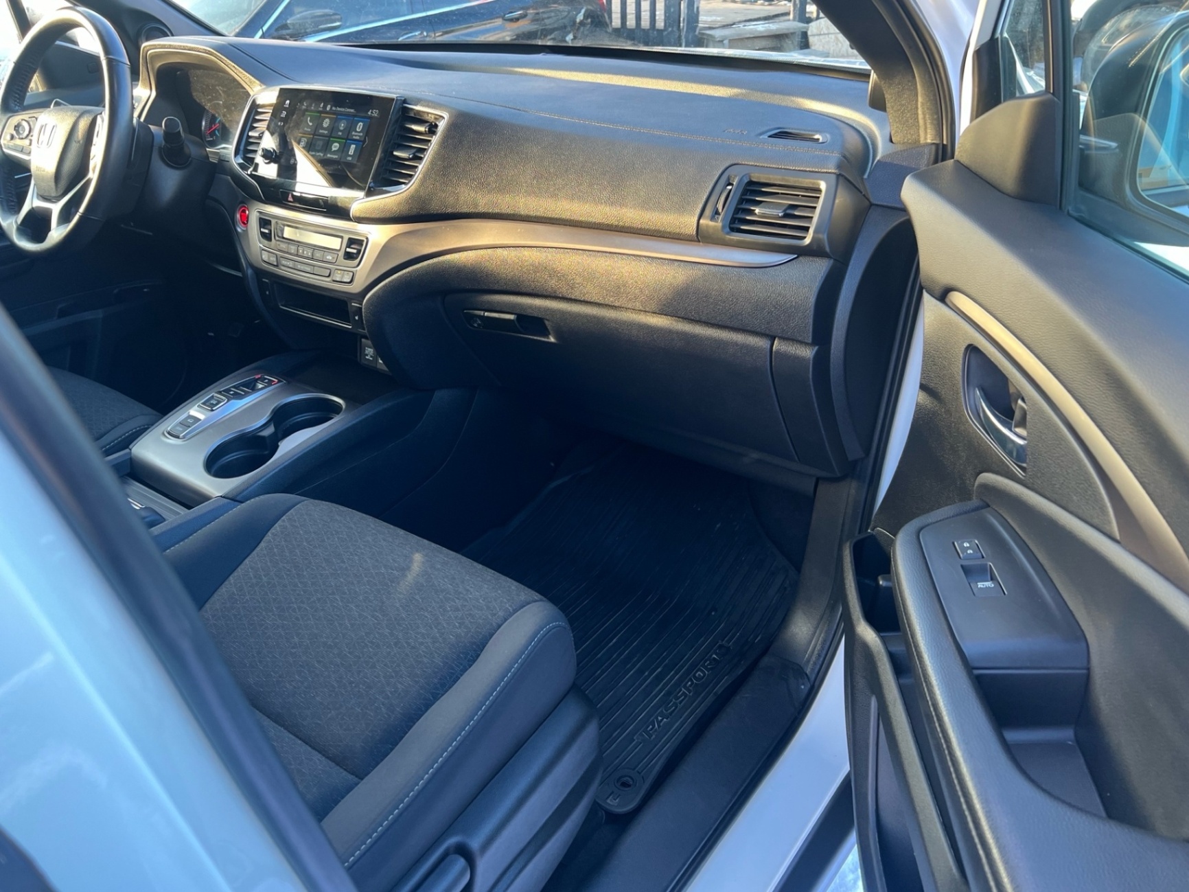 /cambridgemotors/2019-Honda-Passport-07958167847290865.jpg