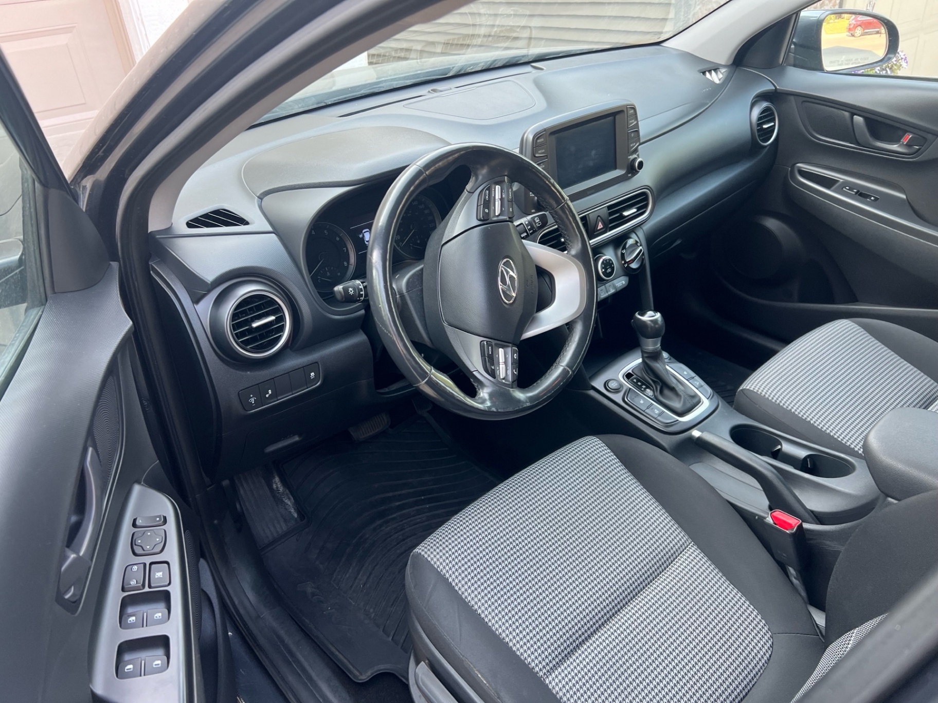 /cambridgemotors/2019-Hyundai-Kona-5689168062783441.jpg