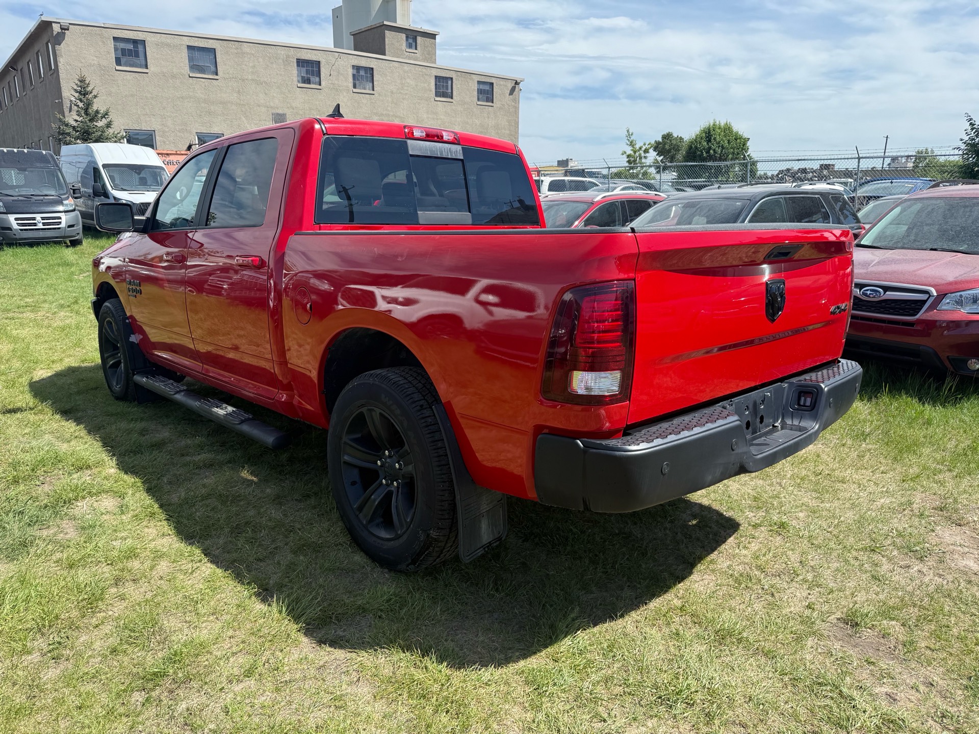 /cambridgemotors/2019-Ram-1500Classic-12884711078741096.jpg