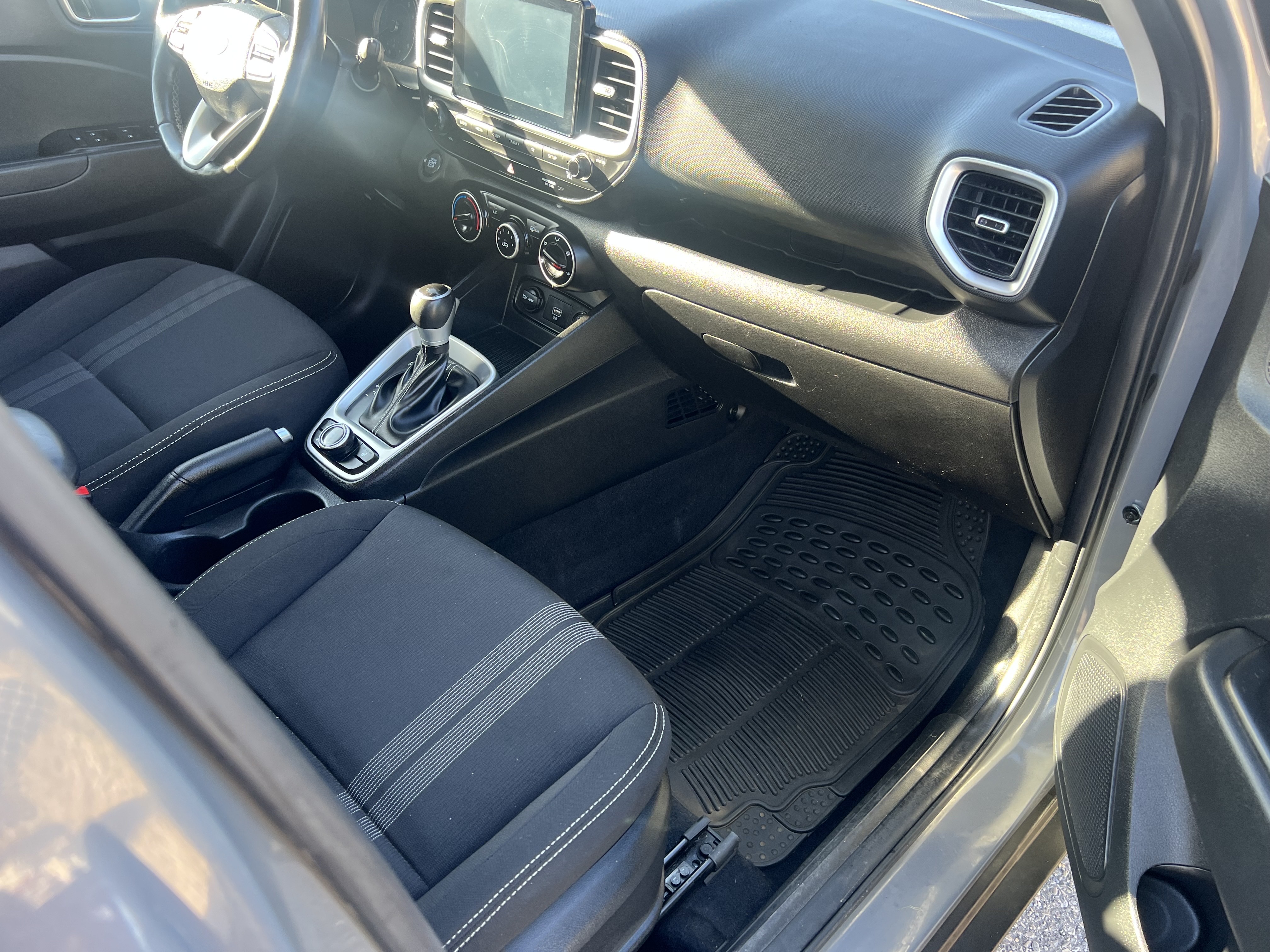 /cambridgemotors/2021-Hyundai-Venue-04404151665755296.jpg