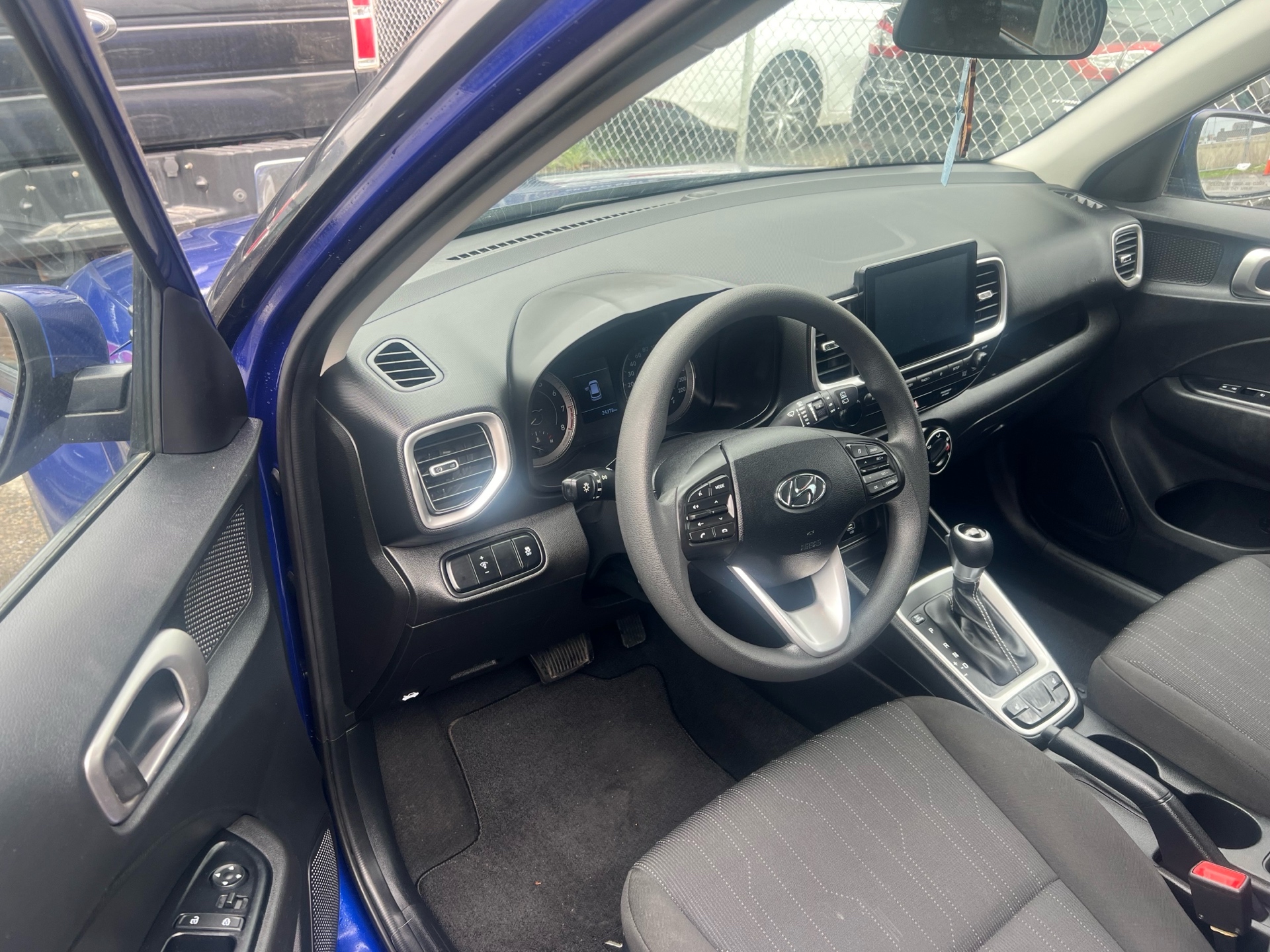/cambridgemotors/2021-Hyundai-Venue-30420327951933324.jpg