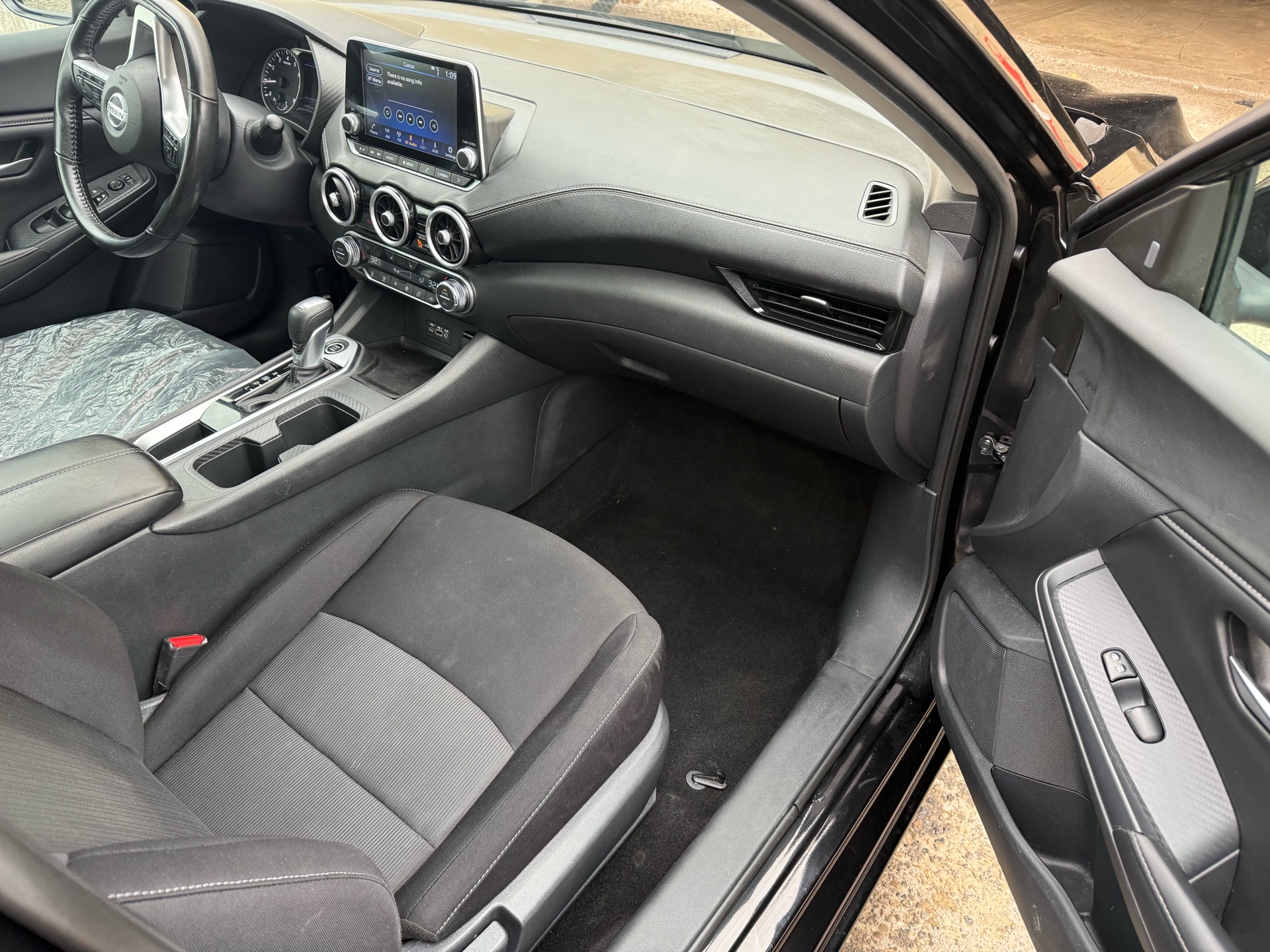 /cambridgemotors/2021-Nissan-Sentra-48705415208252.jpg