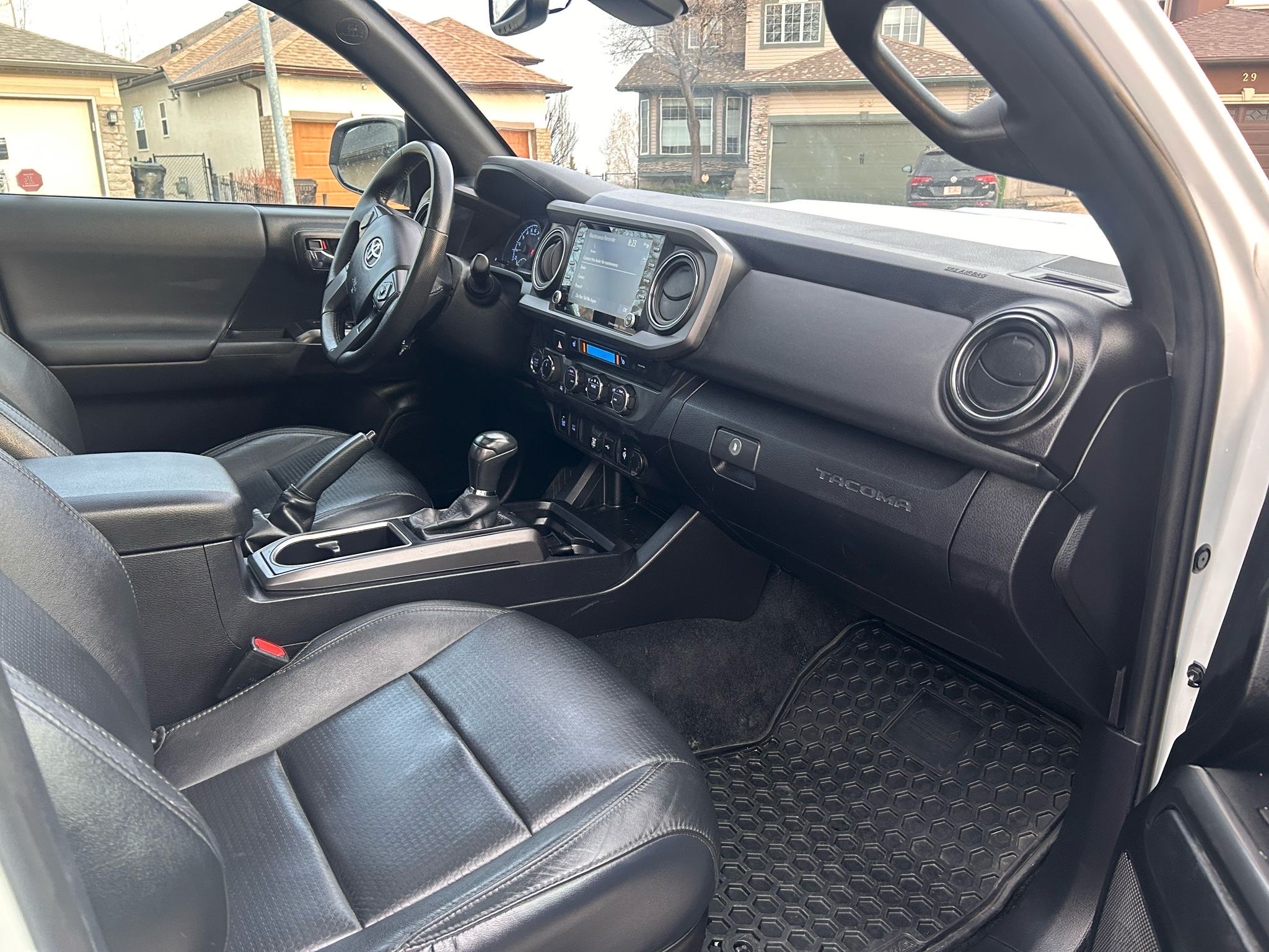 /cambridgemotors/2021-Toyota-Tacoma-8889239837154919.jpg