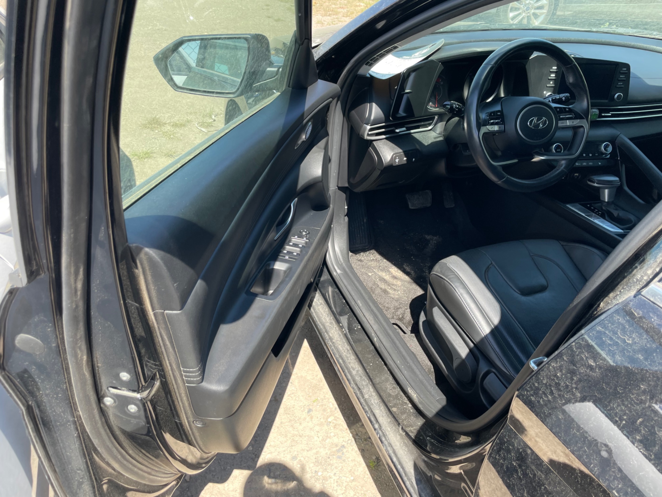 /cambridgemotors/2022-Hyundai-Elantra-6545792097494216.jpg