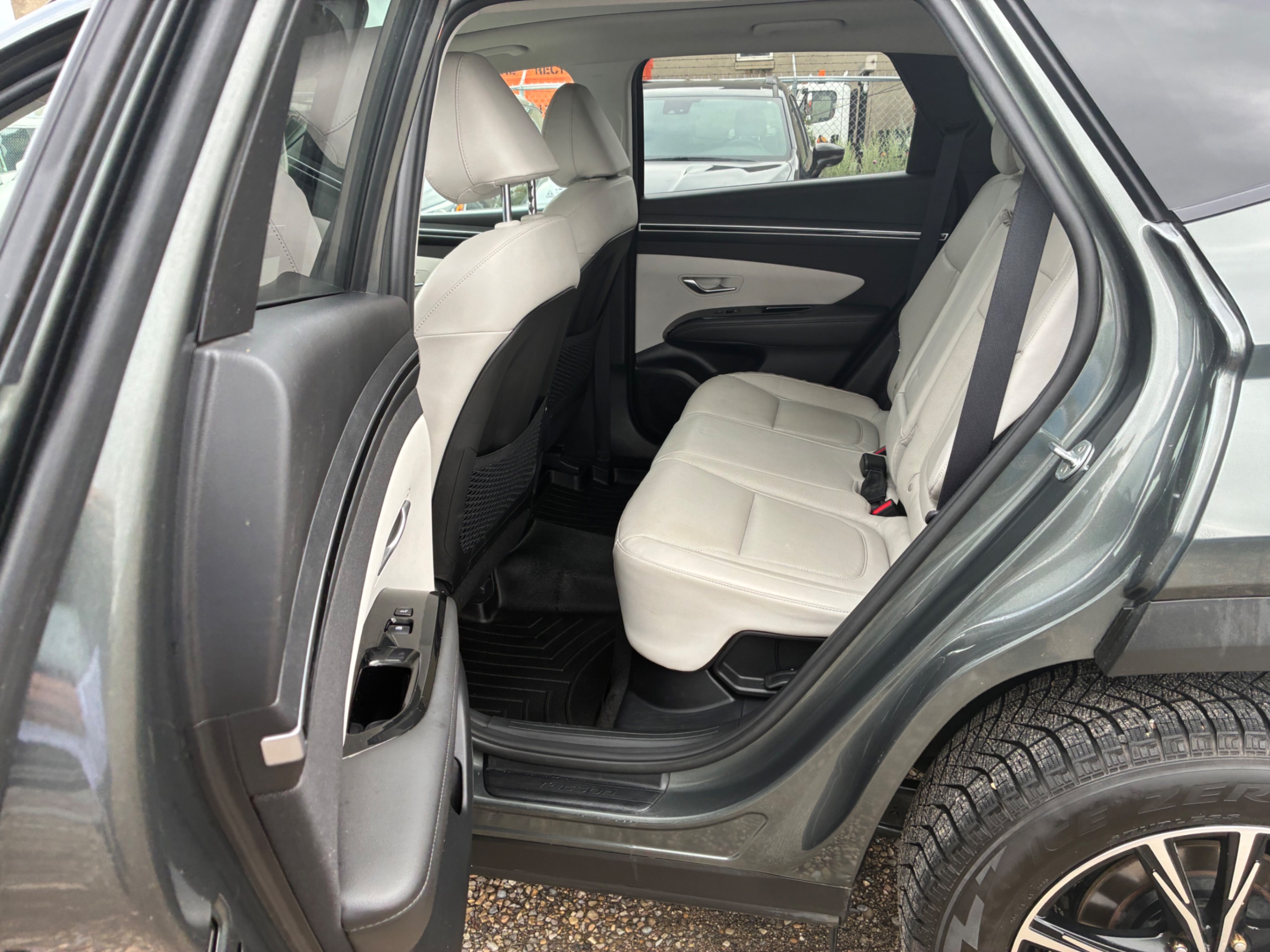 /cambridgemotors/2022-Hyundai-TucsonHybrid-0018989897477854623.jpg