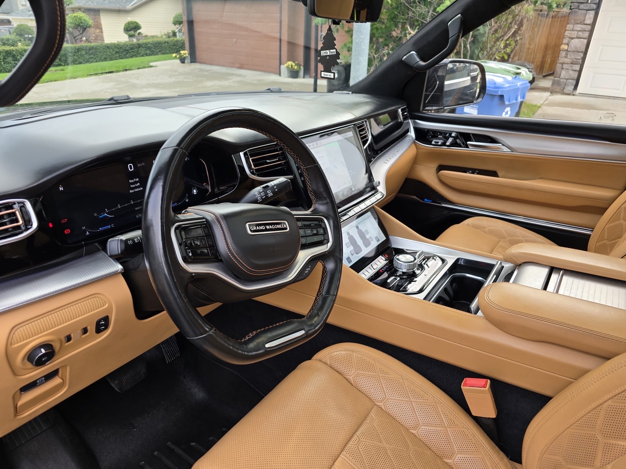/cambridgemotors/2022-Jeep-GrandWagoneer-016543921421285246.jpg