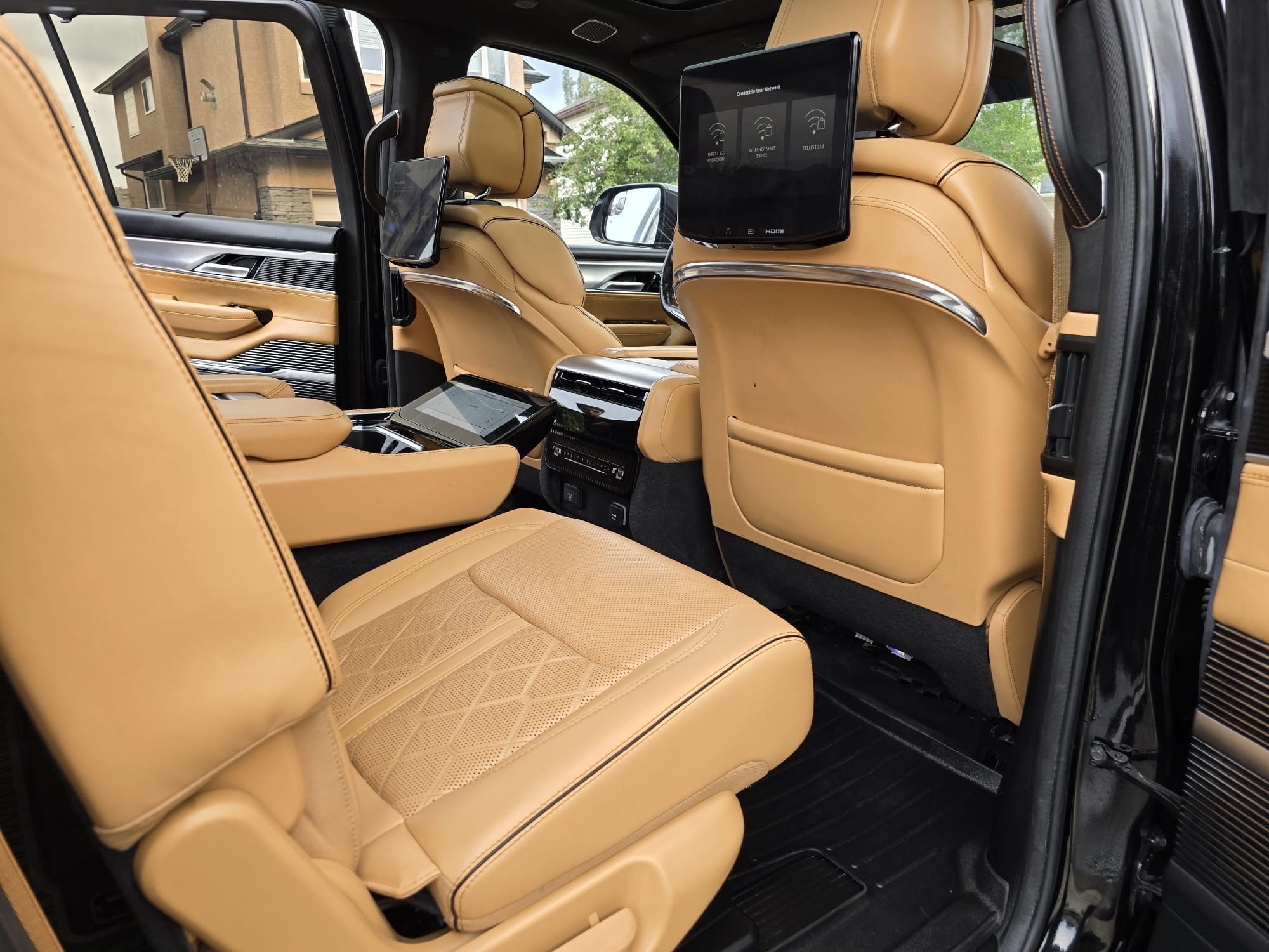 /cambridgemotors/2022-Jeep-GrandWagoneer-06293207897245368.jpg