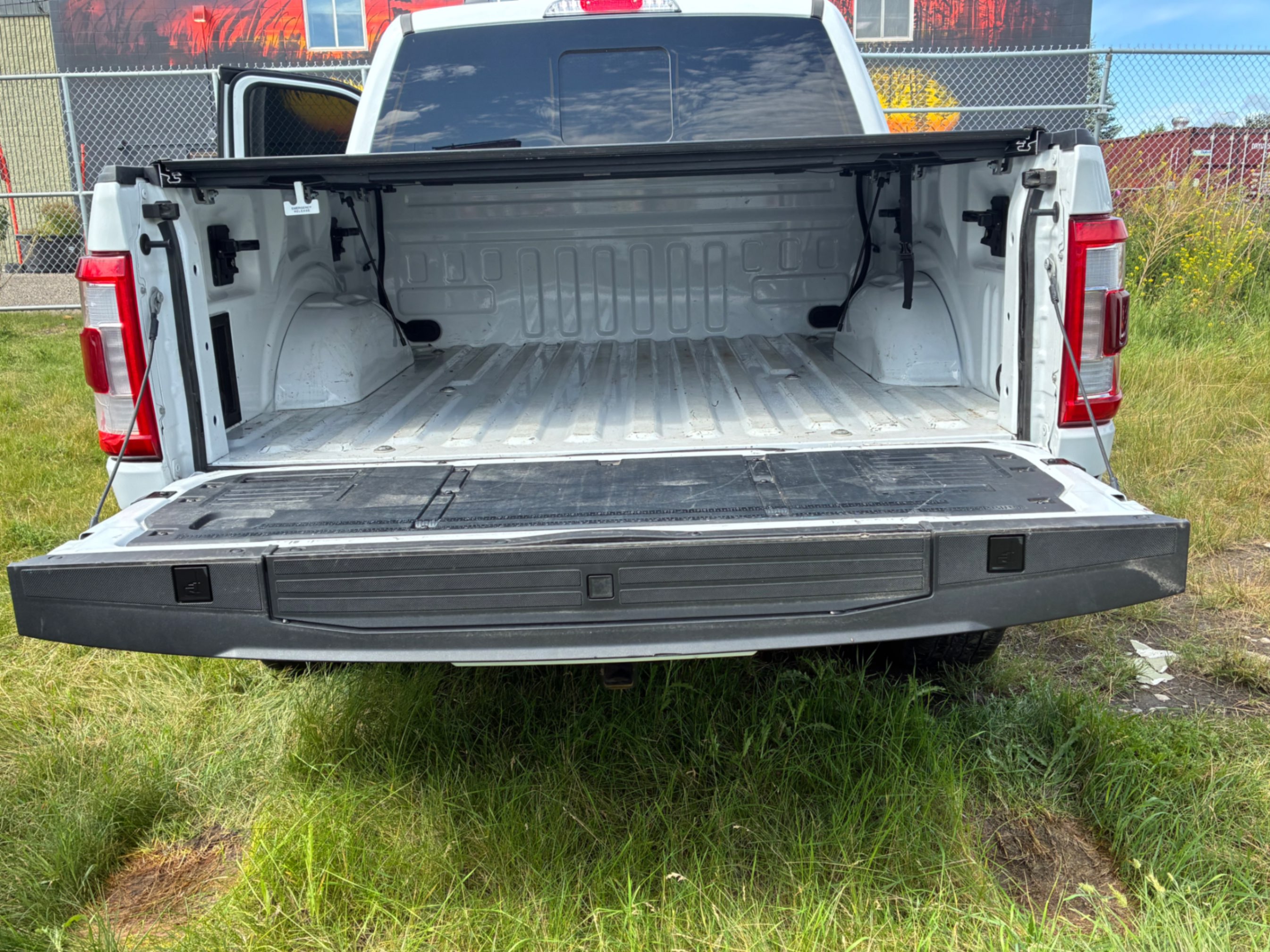 /cambridgemotors/2023-Ford-F-150-4569122894287223.jpg