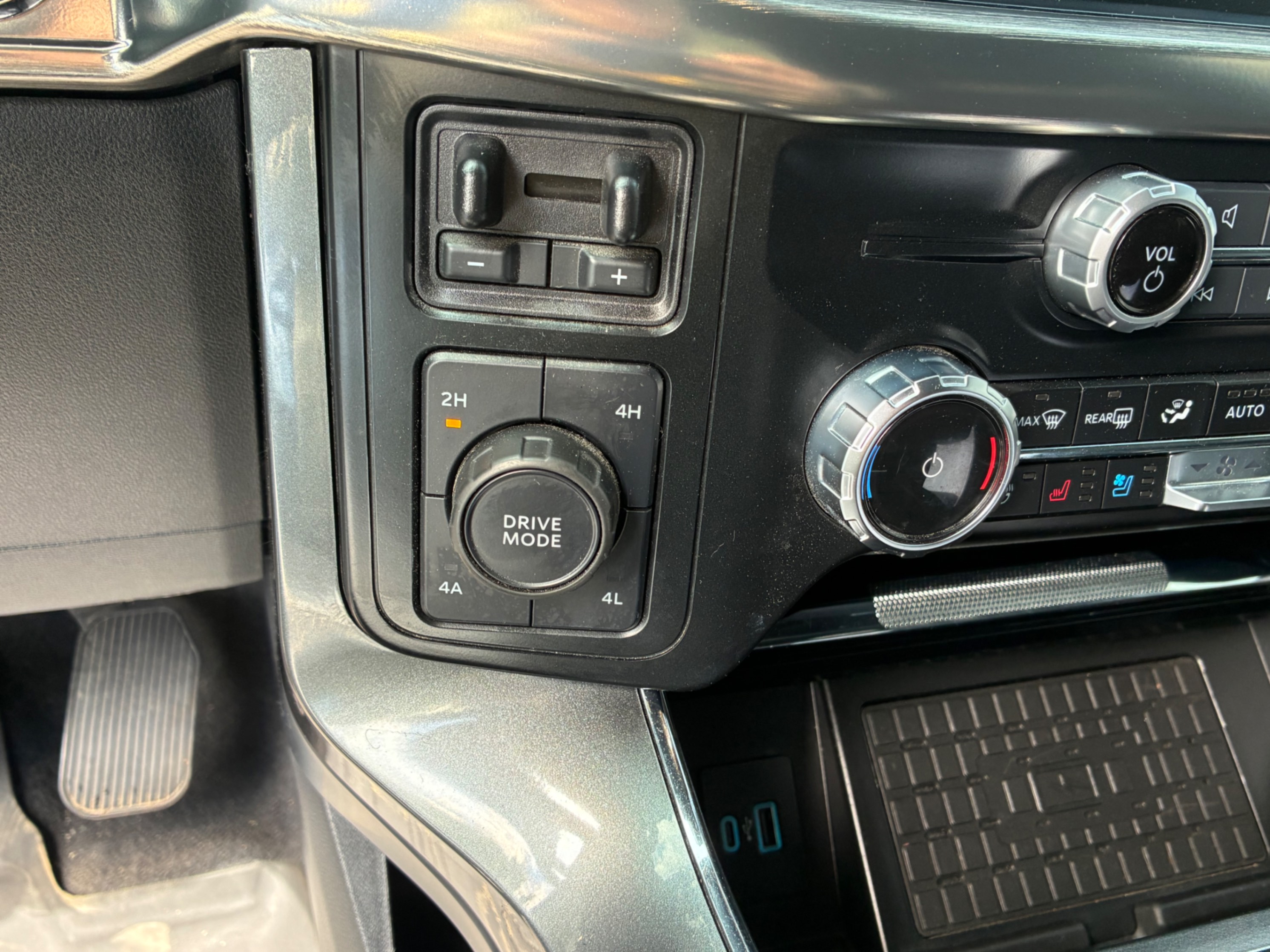 /cambridgemotors/2023-Ford-F-150-6417764896820266.jpg