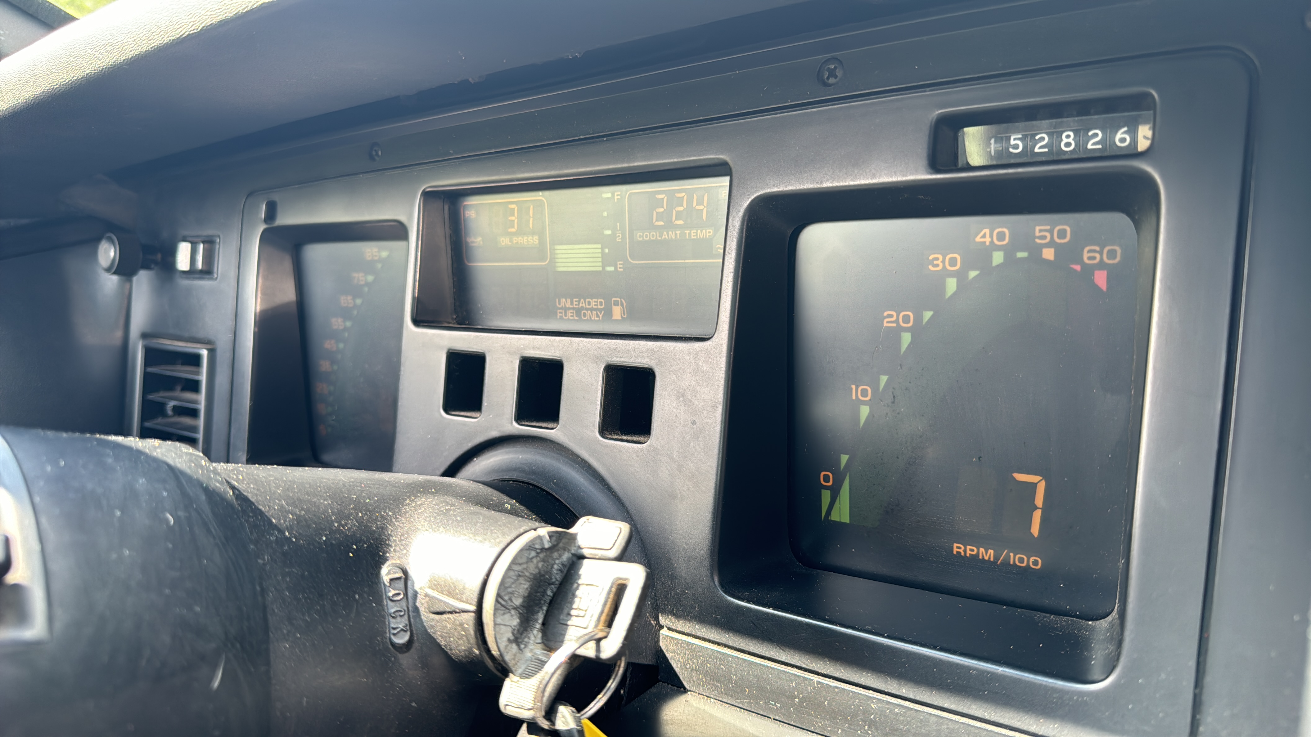 /canadacars/1987-Chevrolet-Corvette-82425274980644.jpg