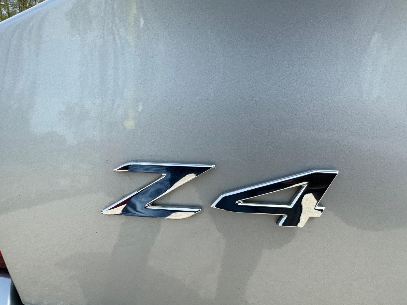 /canadacars/2005-BMW-Z4-992222933183502.jpg