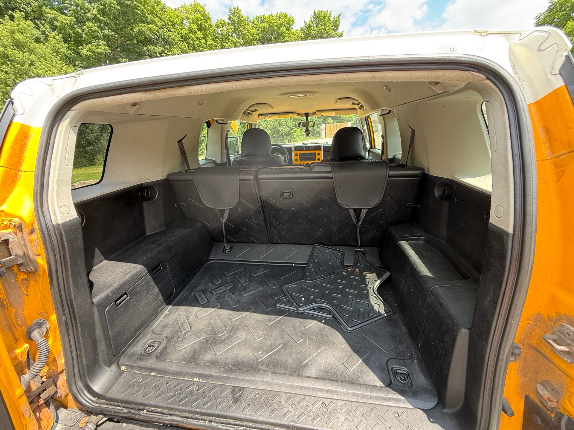 /canadacars/2008-Toyota-FJCruiser-1755836498490031.jpg