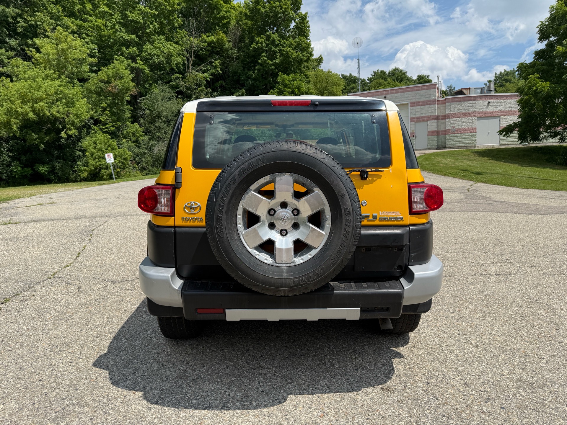 /canadacars/2008-Toyota-FJCruiser-8673978849159283.jpg