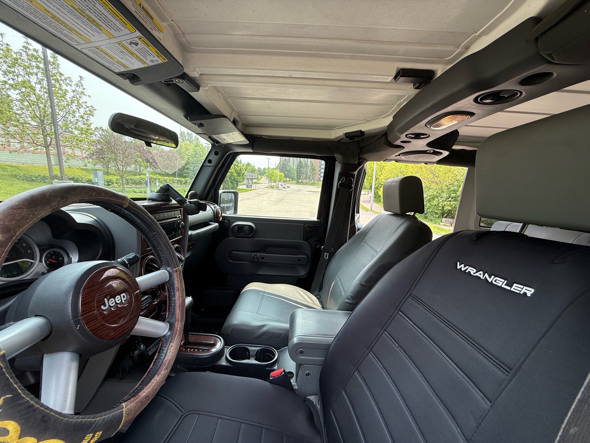 /canadacars/2009-Jeep-WranglerUnlimited-31032023093370875.jpg