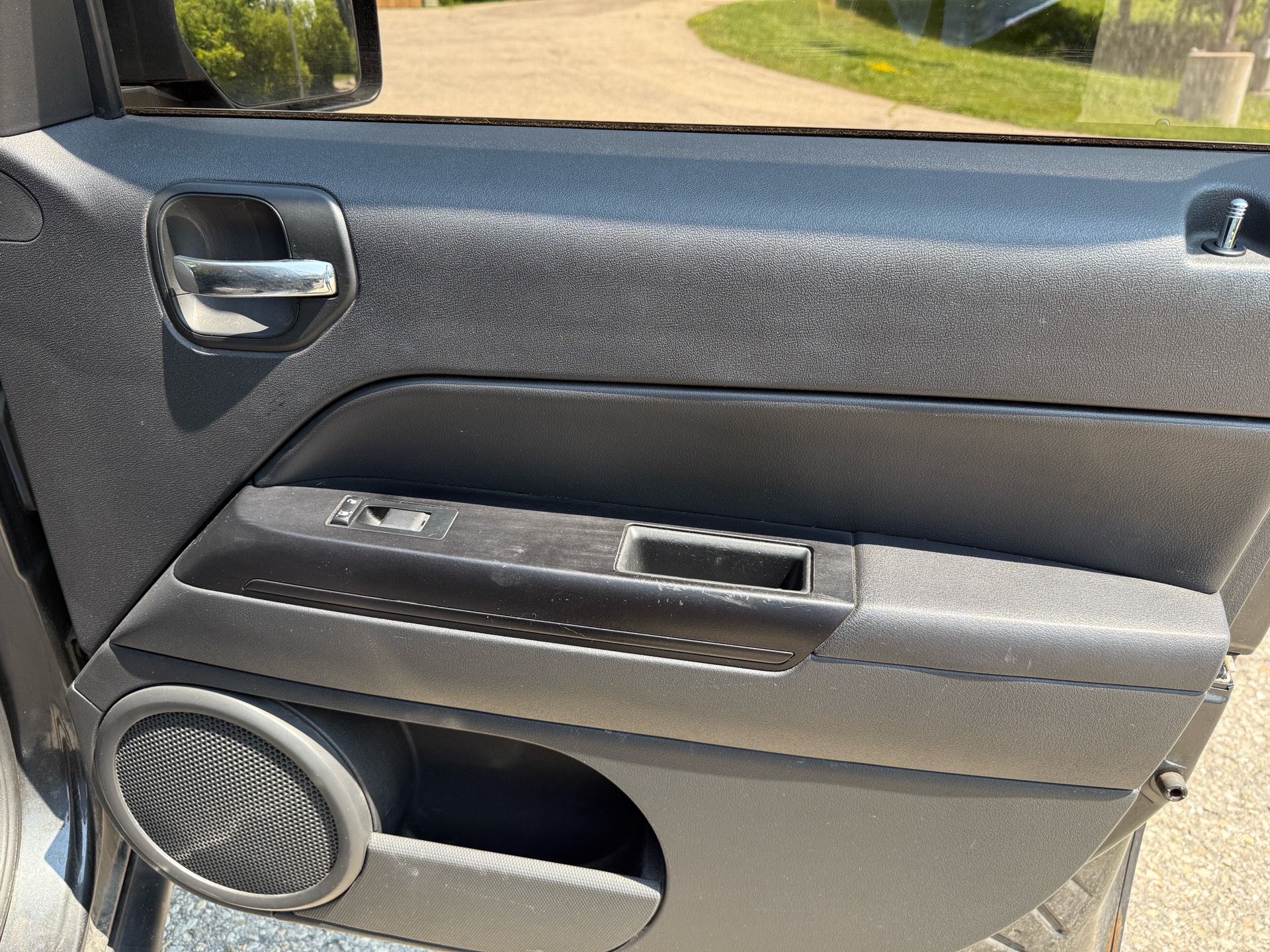 /canadacars/2010-Jeep-Patriot-309318271902536.jpg