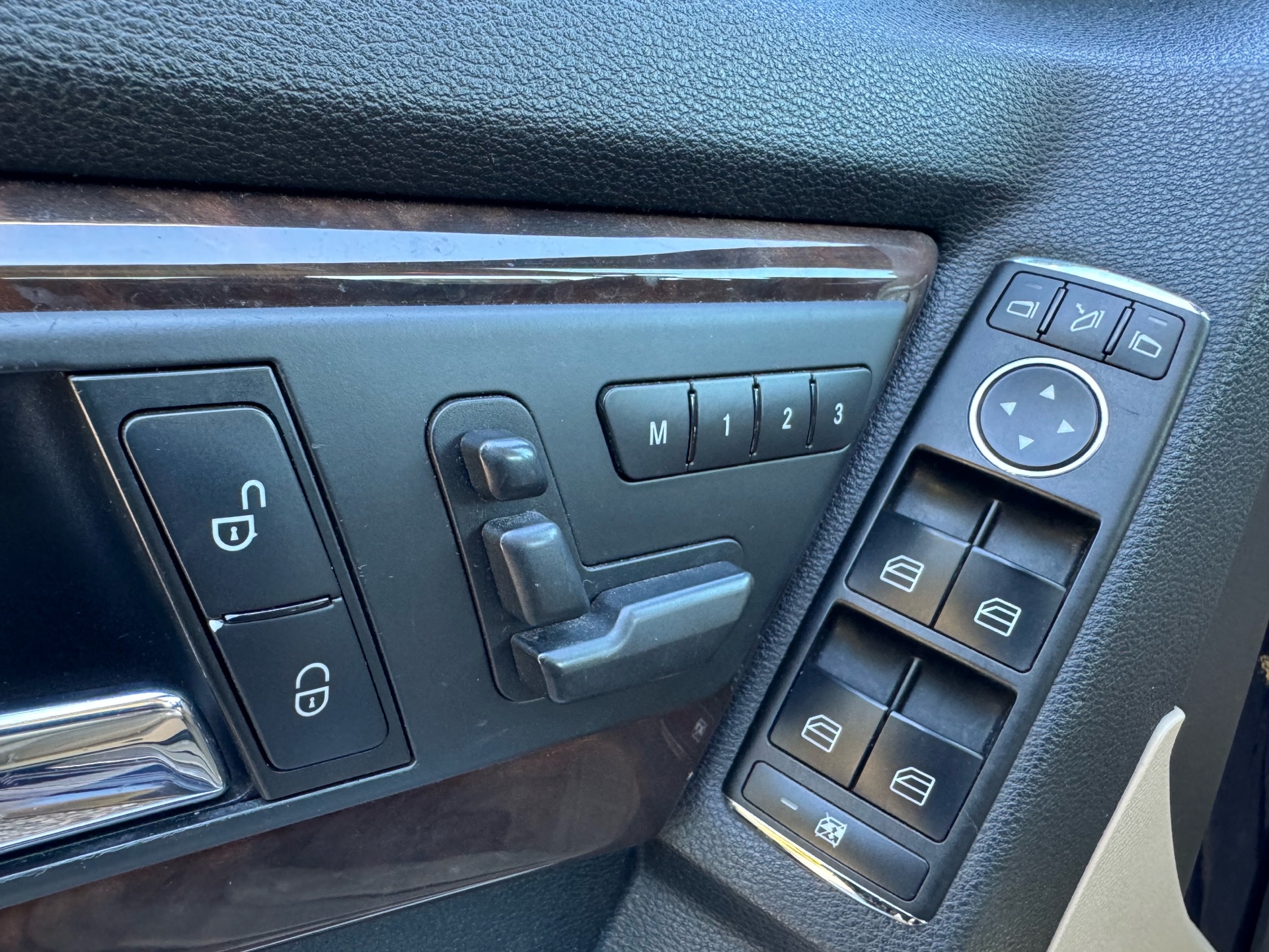 /canadacars/2010-Mercedes-Benz-GLK-Class-669590822033084.jpg