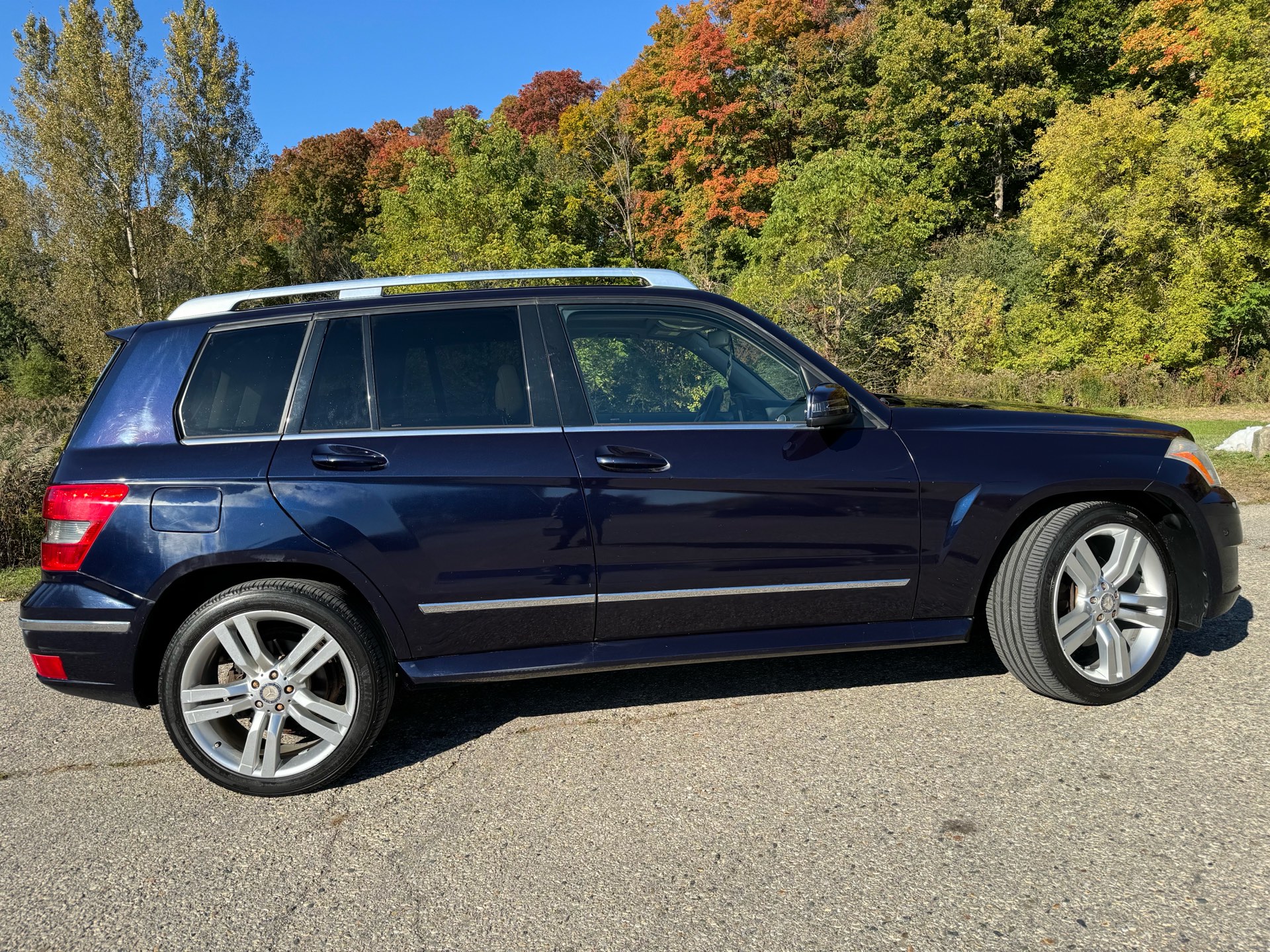 /canadacars/2010-Mercedes-Benz-GLK-Class-8937771131596333.jpg