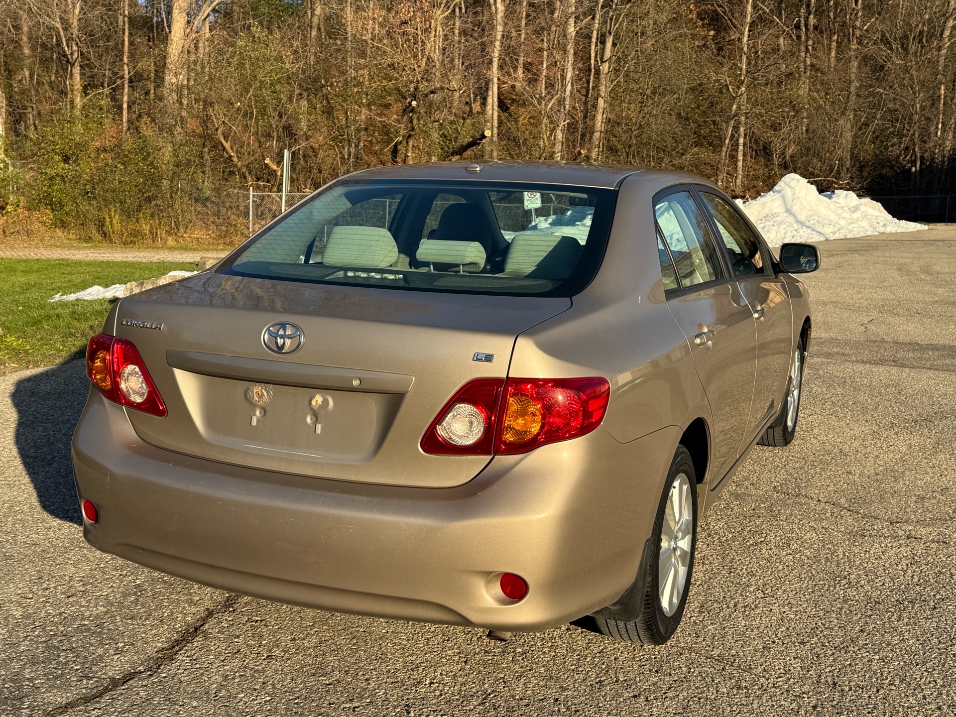 /canadacars/2010-Toyota-Corolla-7363503578287984.jpg