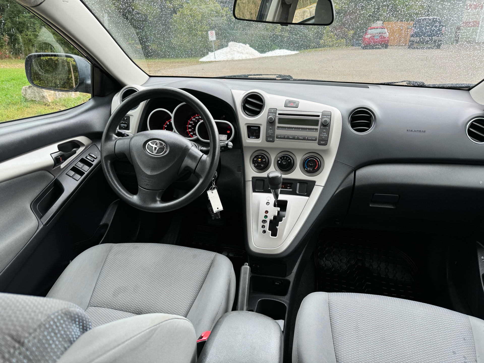/canadacars/2010-Toyota-Matrix-050994264860498406.jpg