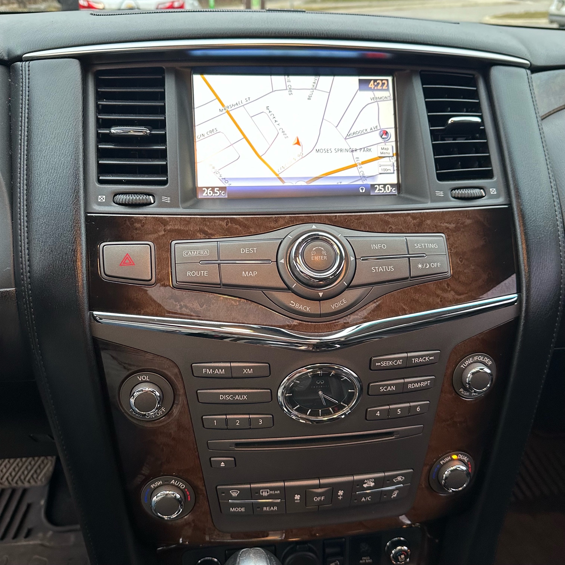 /canadacars/2011-INFINITI-QX56-4309777169358846.jpg