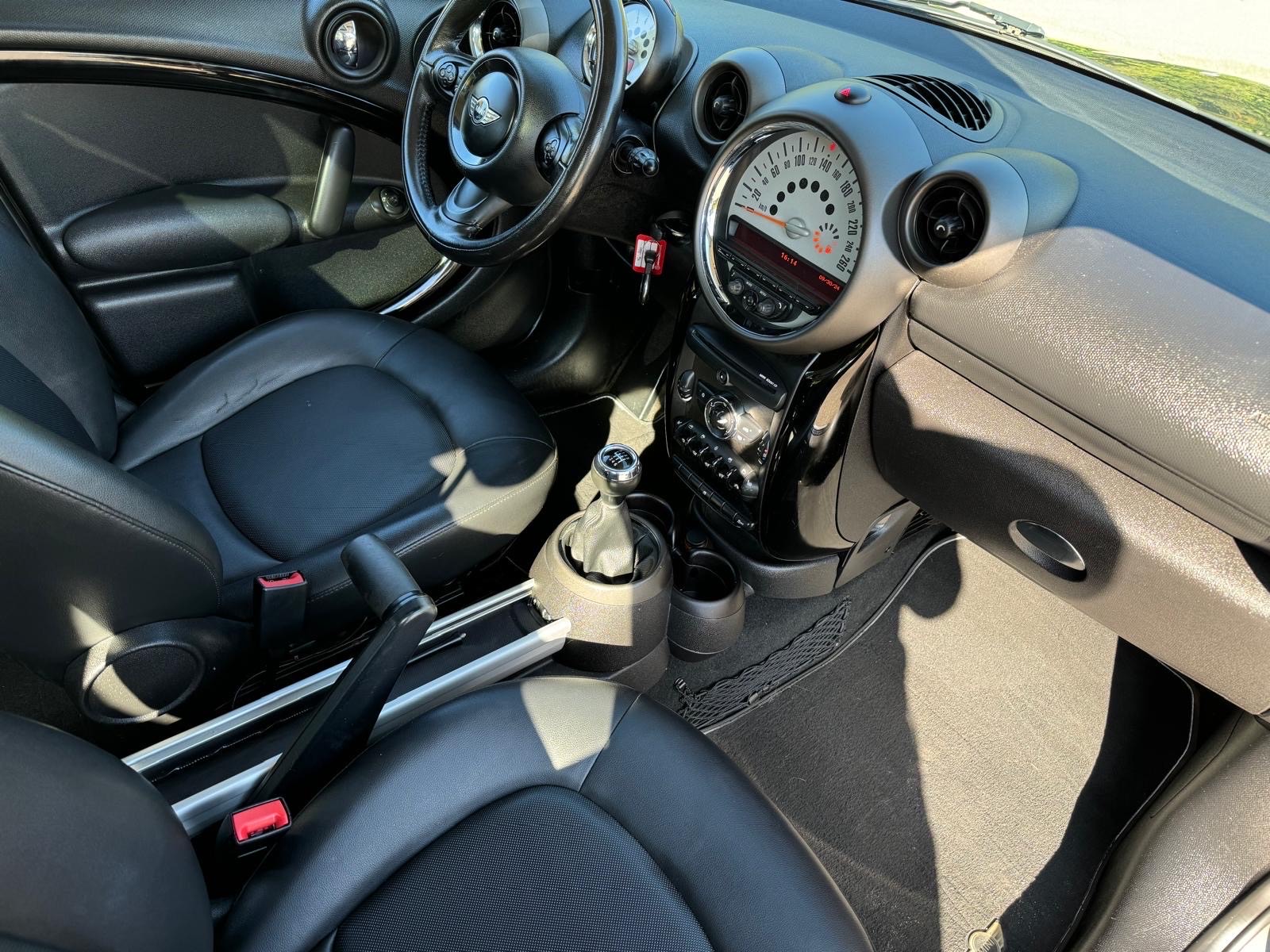 /canadacars/2011-MINI-CooperCountryman-6369818426919582.jpg